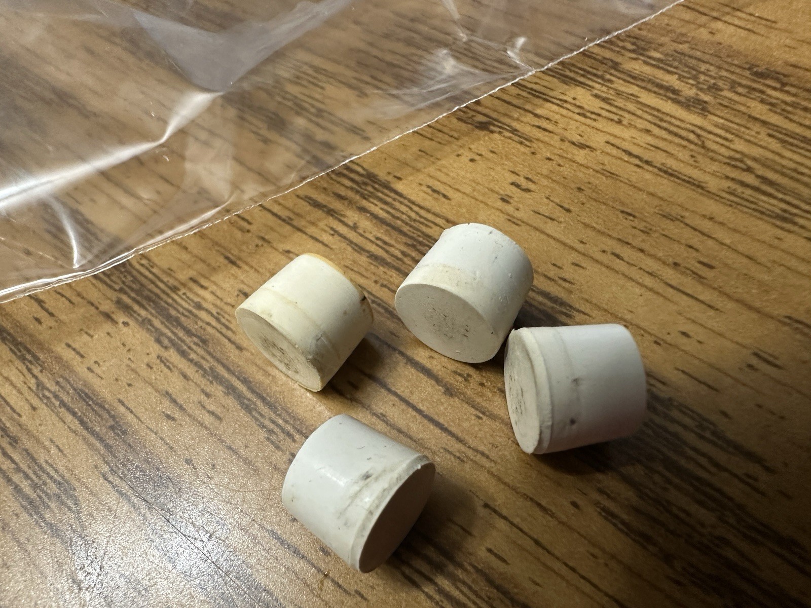 Replacement Rubber Feet – Black Decker Handy Chopper HC-20 Type 3 PART – NICE!!