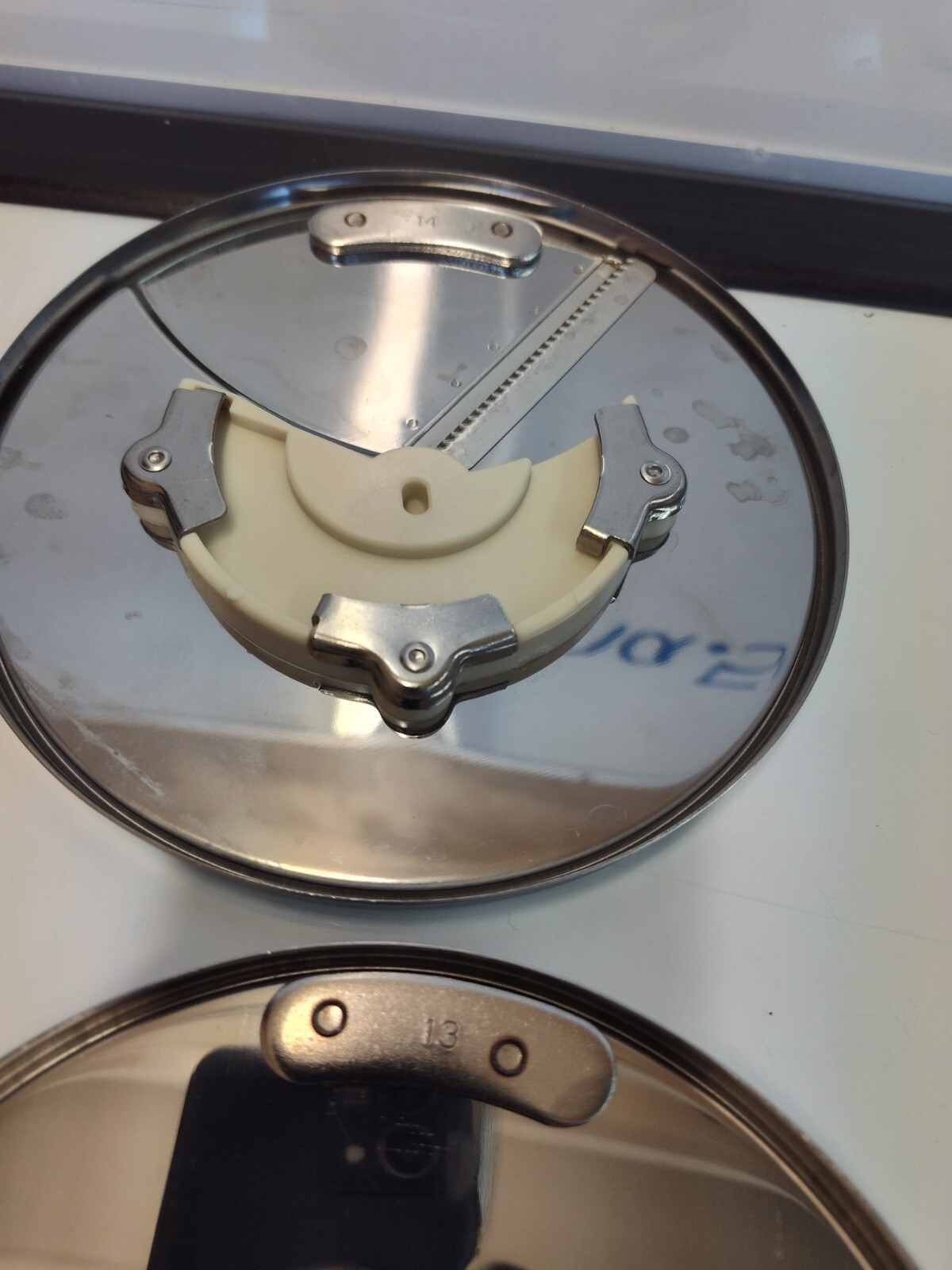 5 – Cuisinart DLC-10 Plus Food Processor Shredding Replacement Discs