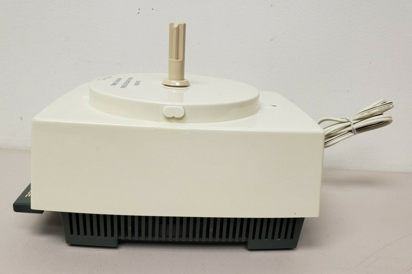 Cuisinart Deluxe 11 Food Processor DFP-11 TX Replacement Motor Base ONLY Tested