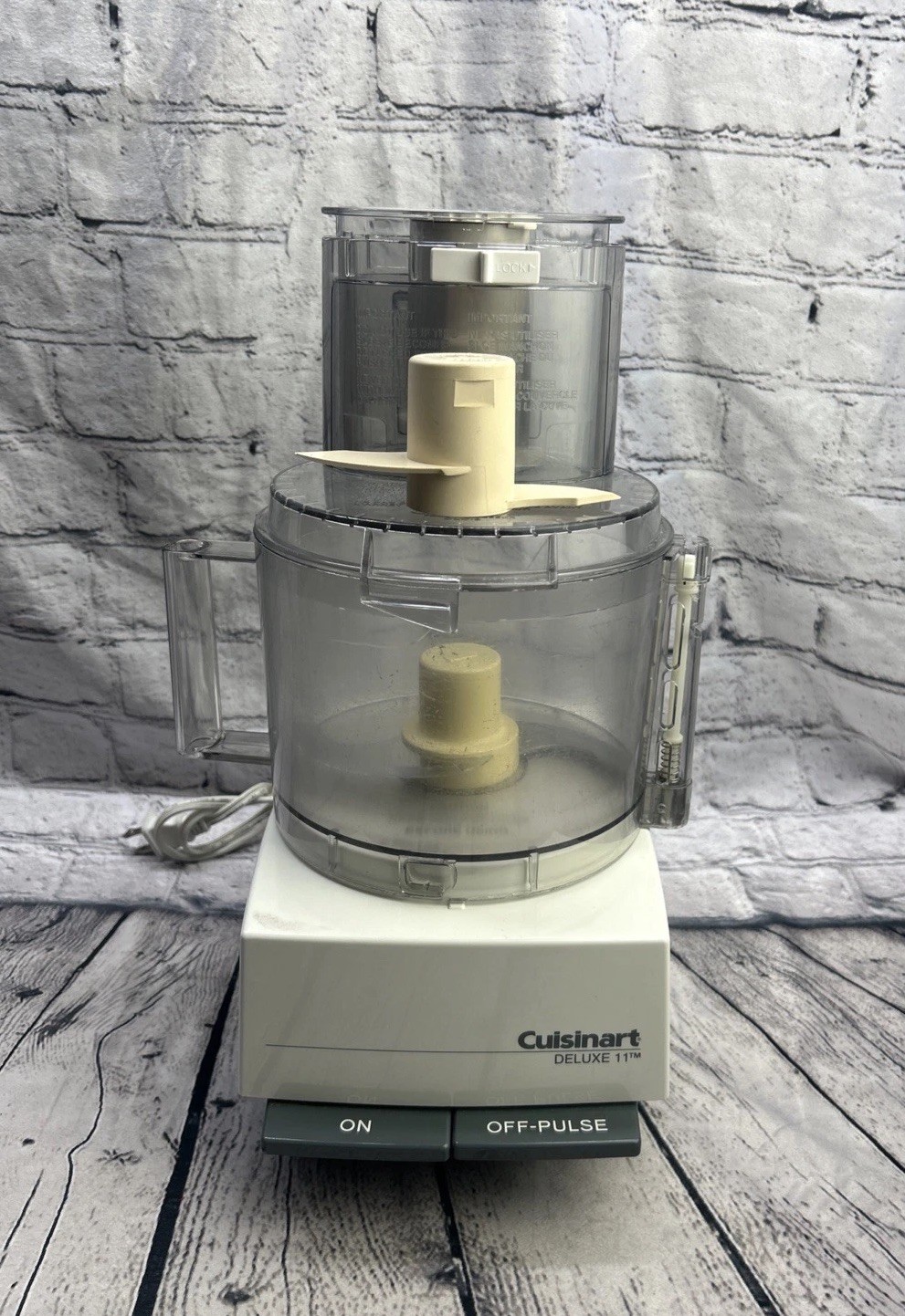 Cuisinart Deluxe 11 Food Processor w Accessories DLC-8 Blades DELUXE11