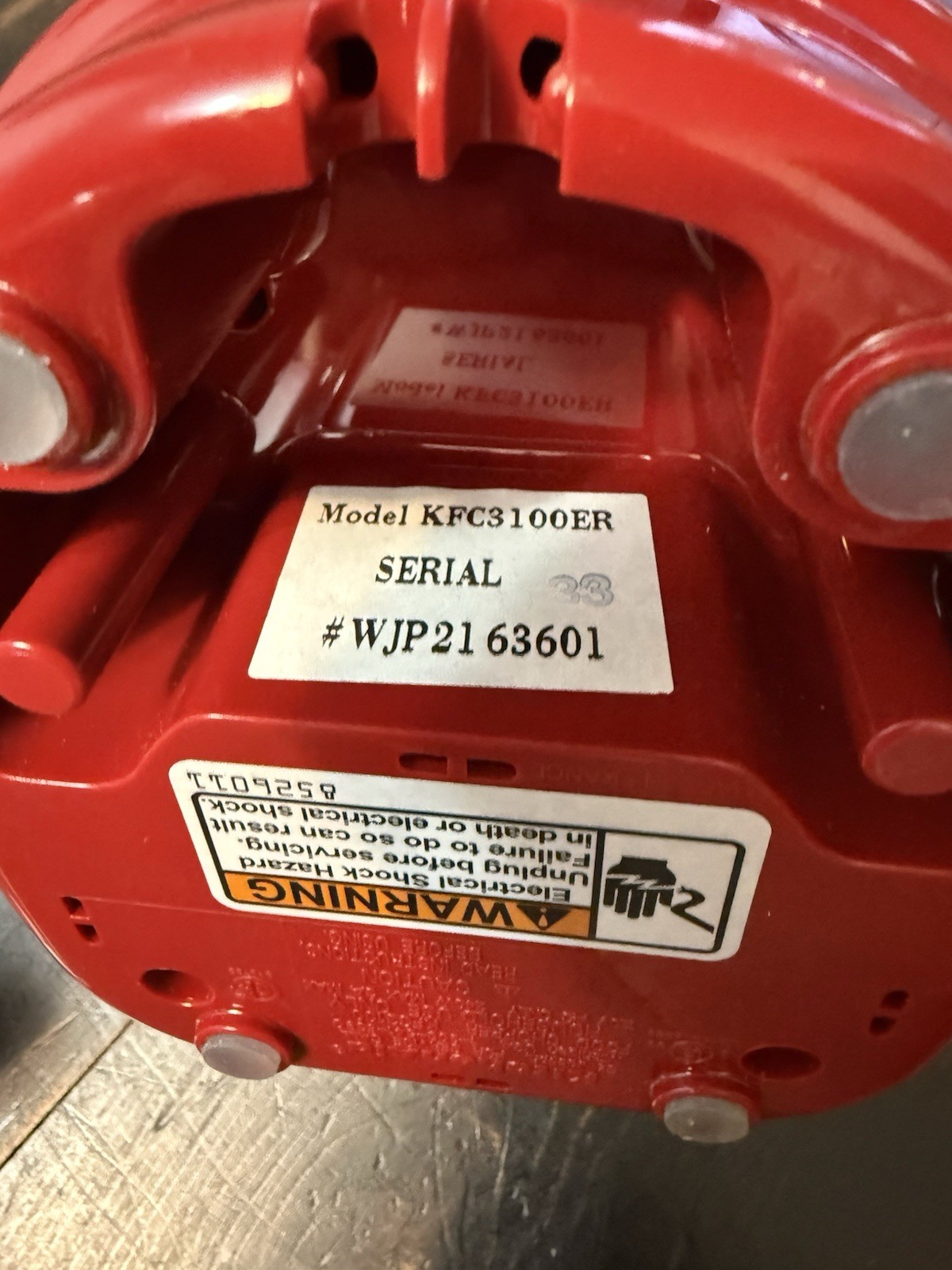 Used…KitchenAid Chef’s Chopper KFC3100ER1 3 Cup Food Processor Red. NO LID