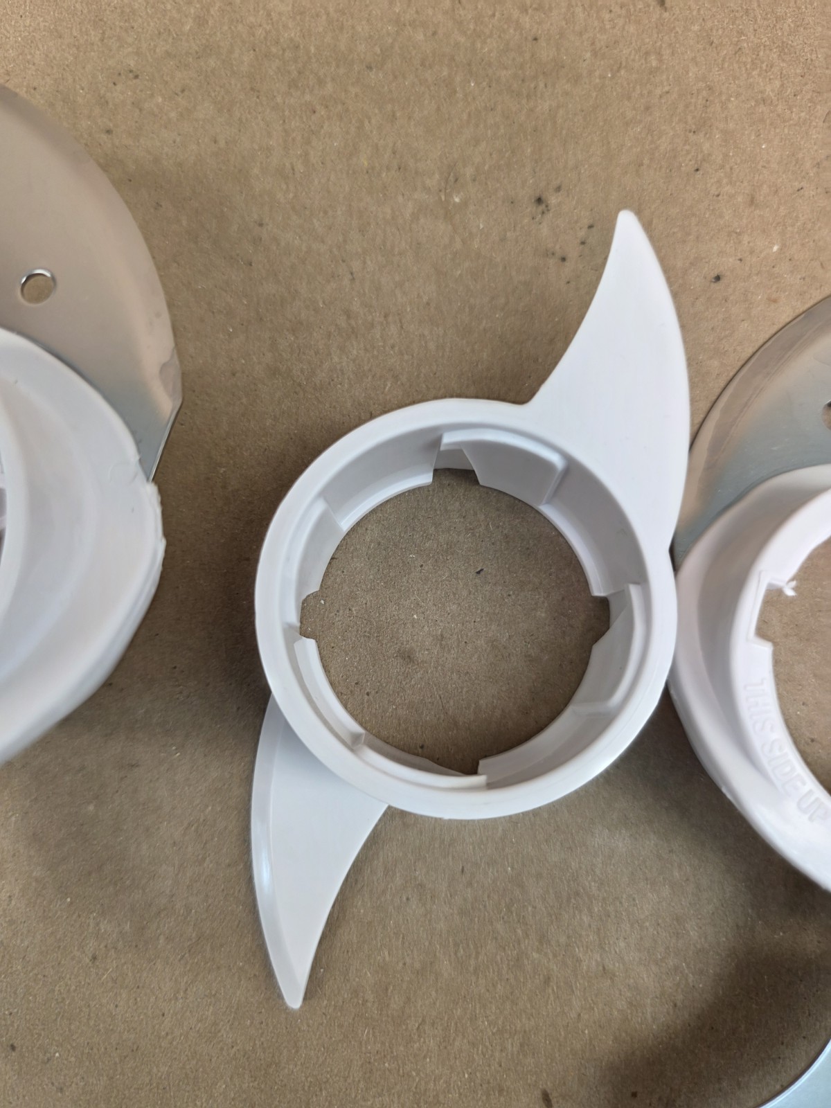 Farberware Food Processor FP3000FBS Center post spindle OEM Replacement Part J