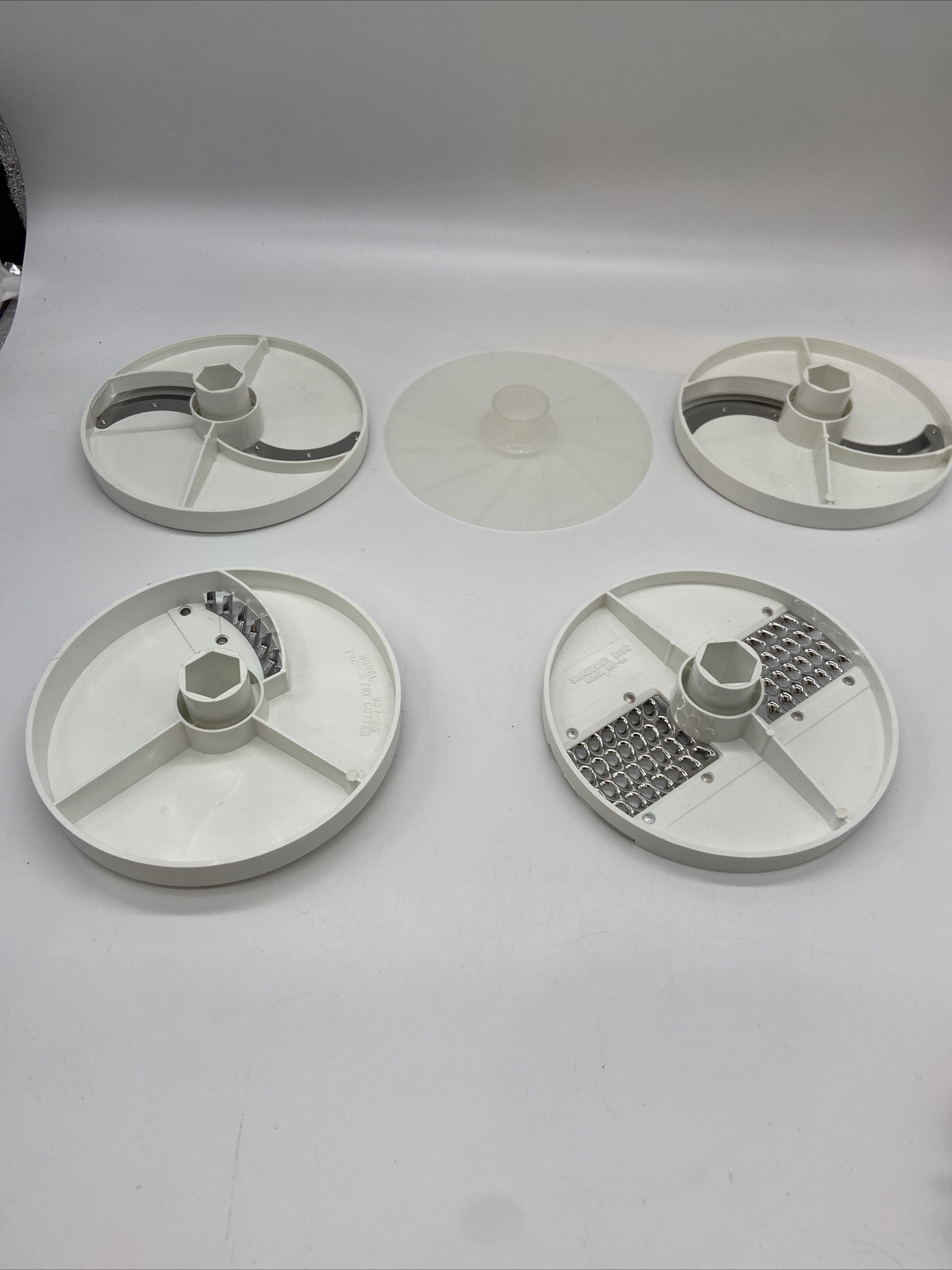 Oster Food Processor Disc Set Slicer Grater Model 937-81 937-82 937-84 937-85
