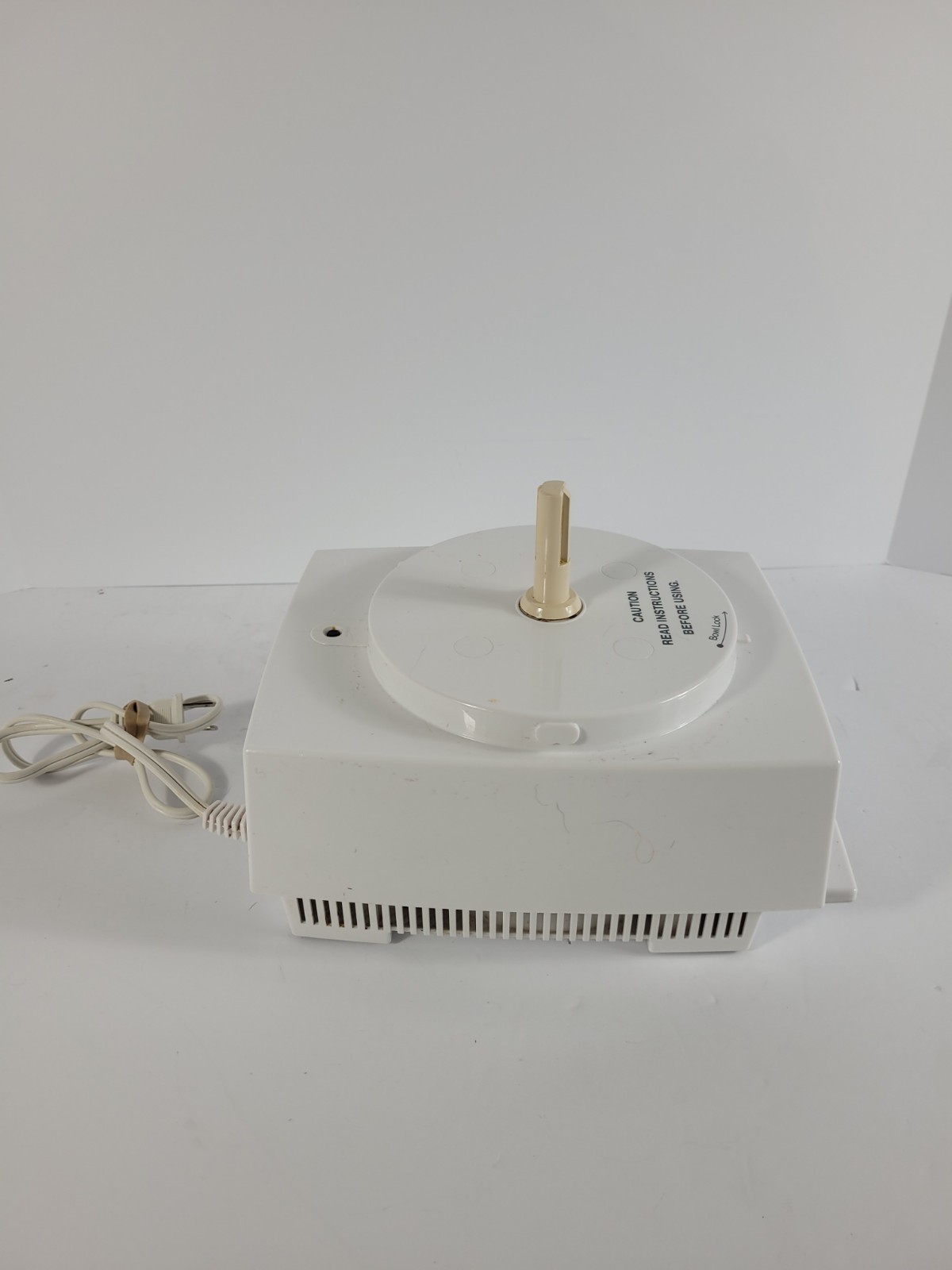 Cuisinart Pro Custom 11 Food Processor Motor Base only White DLC-8S TX WORKS