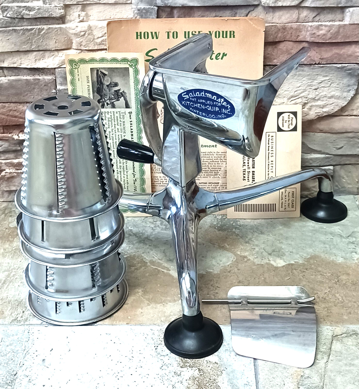 Vintage Saladmaster Food Processor * 5 Stainless Steel Cones * Manual * Guard