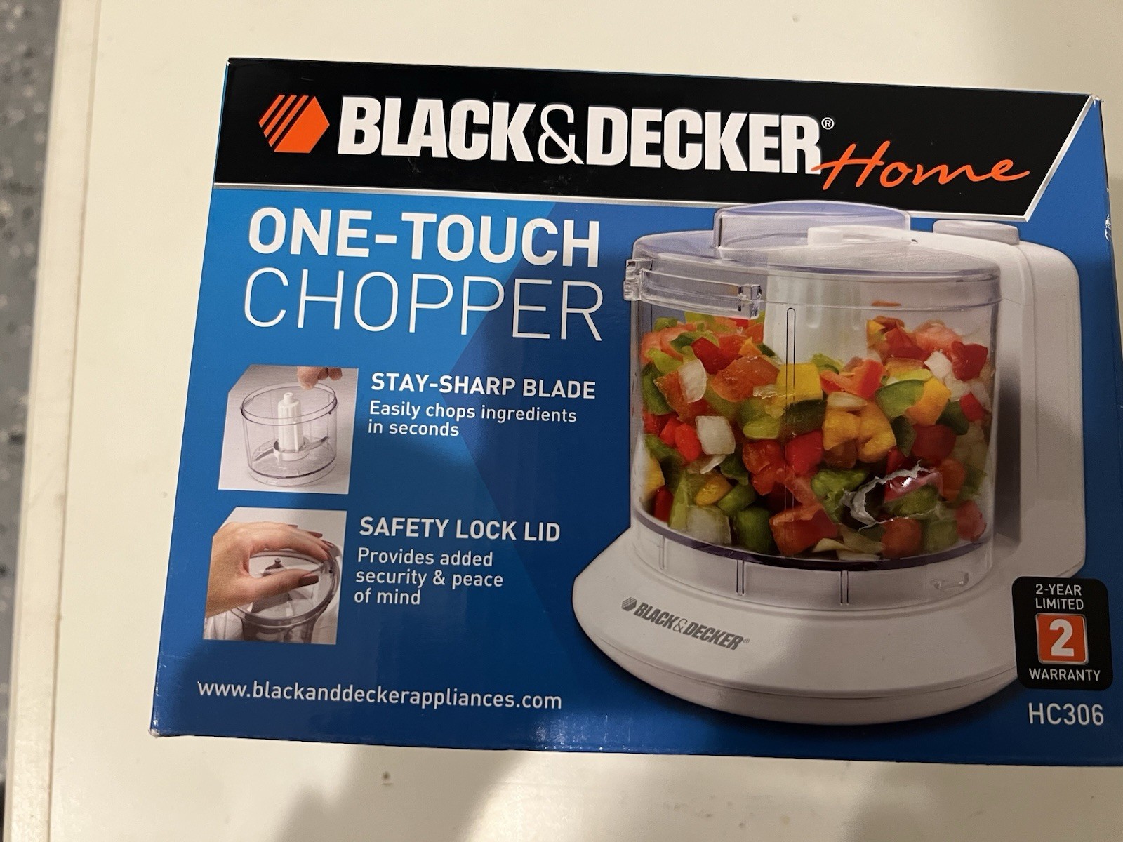 Black & Decker Home 1.5 Cup One Touch Electric Chopper White Model HC21K ,New.