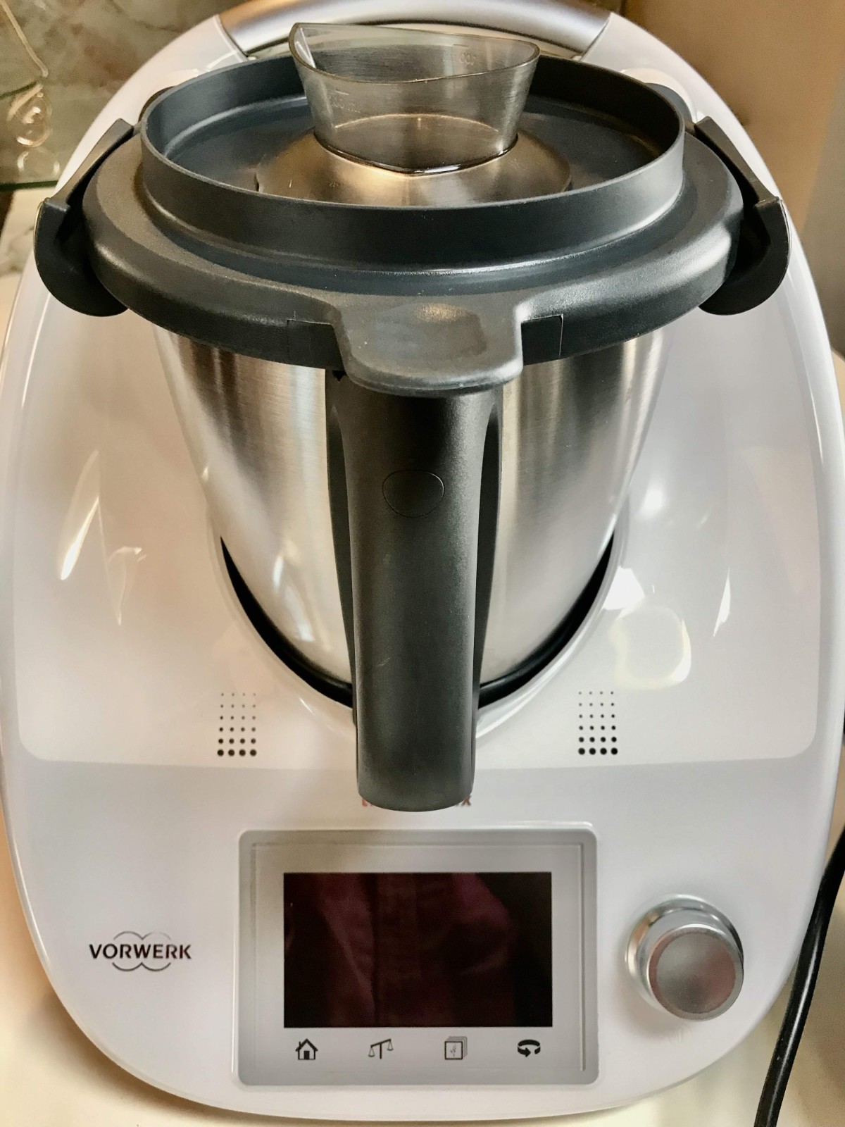 Thermomix TM5 (220V): Pre-owned like new, Excellent Condition, Inspected