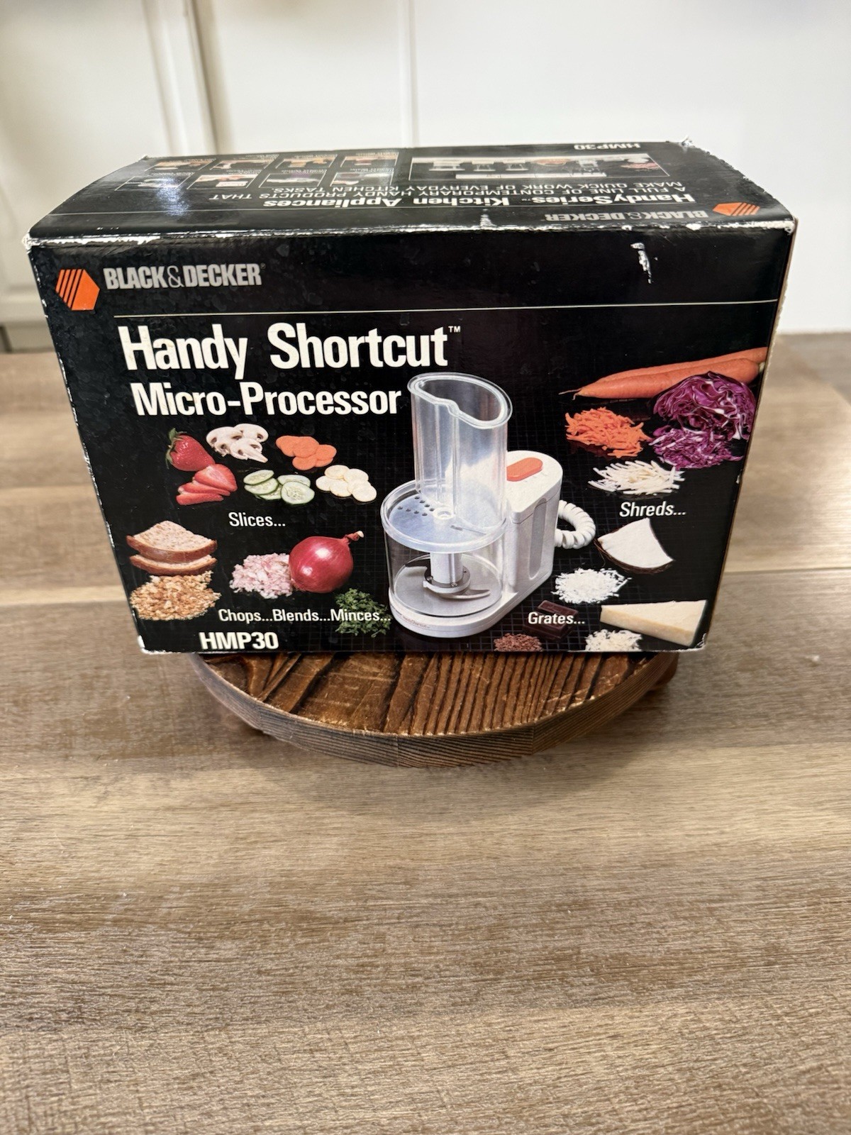 Black & Decker ~ HMP30 ~ Handy Shortcut Micro-Processor ~Slicer, Mincer, Grater