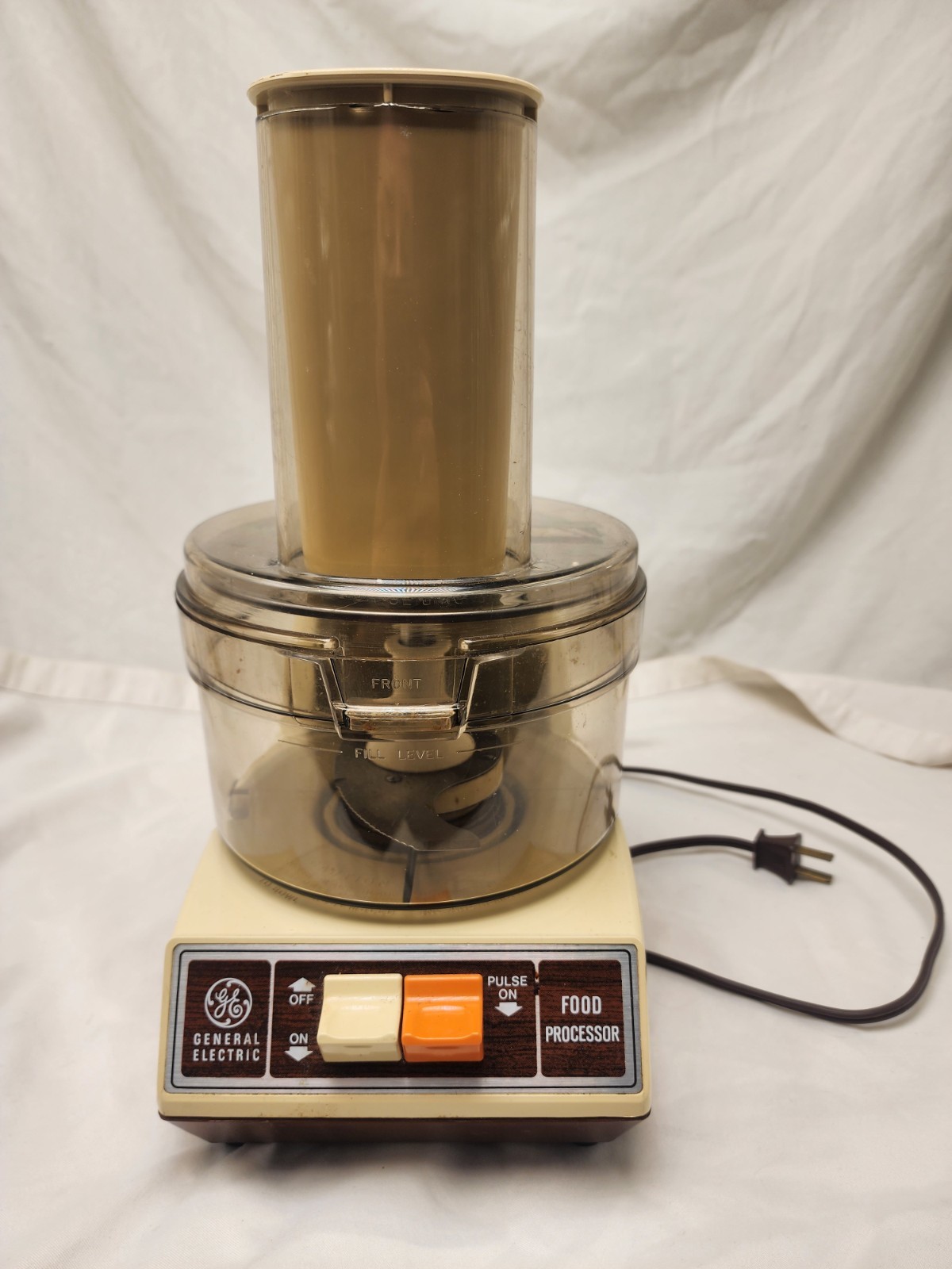 Vintage GE Food Processer General Electric D2FP4200 Woodgrain 1970s Tested