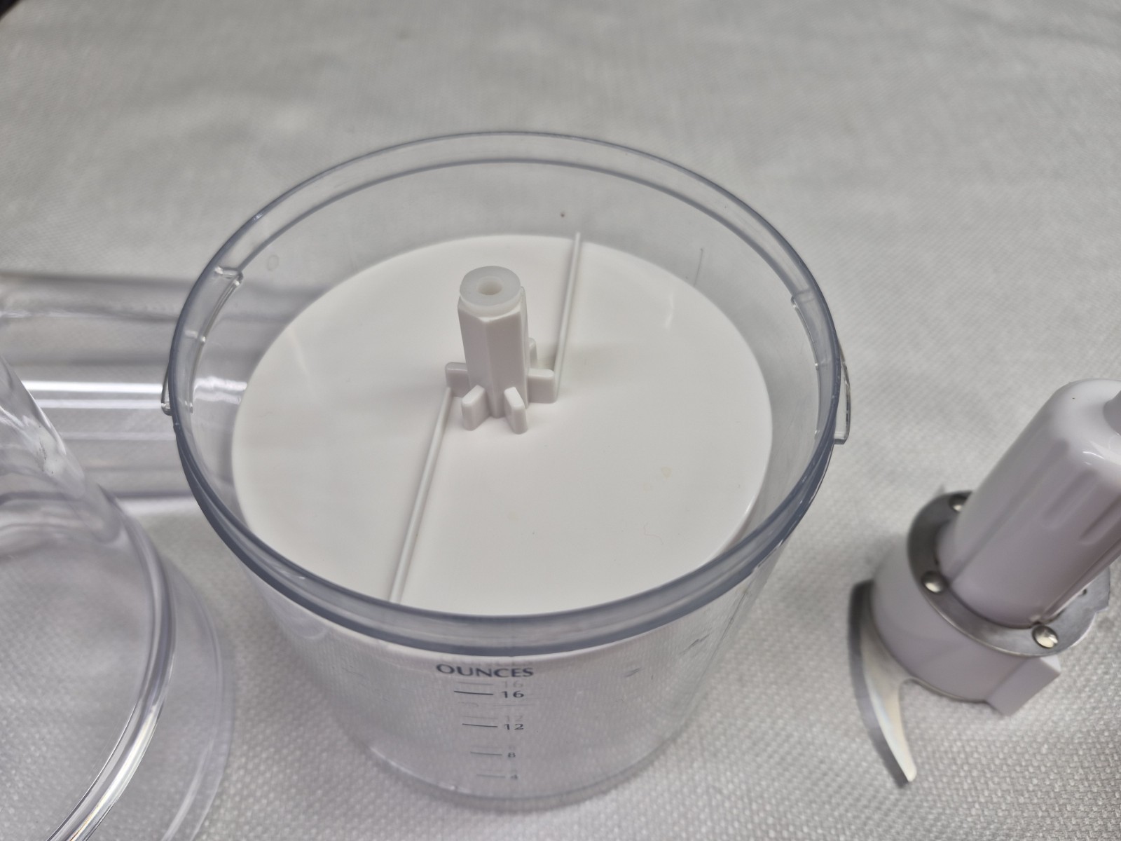 Black + Decker Mini Pro+ Food Processor MFP 200T PARTS ONLY!! NO MOTOR!! LOOK!