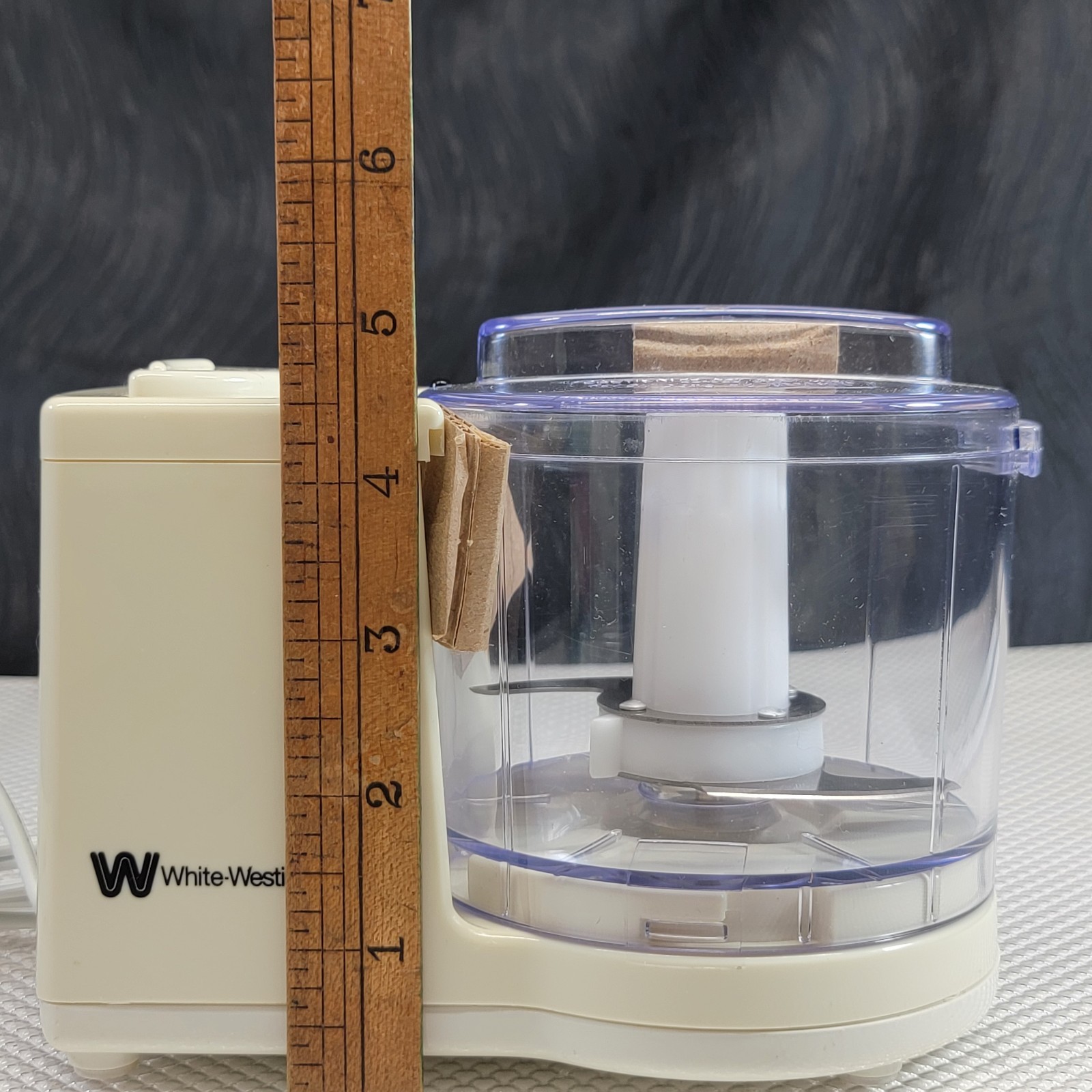 White Westinghouse Mini Food Processor Chopper WCH0100 Kitchen Tool New Open Box
