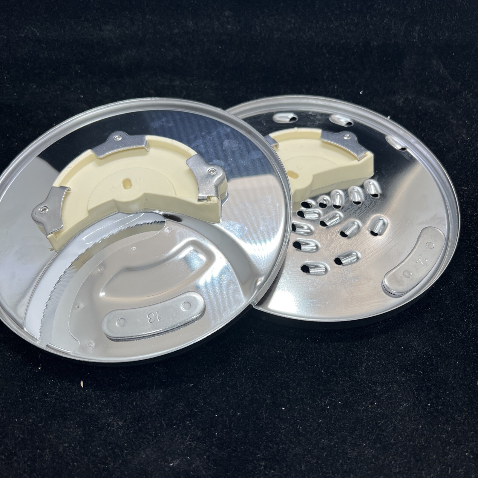 Cusinart Food Processor Replacement Blades DLC-037 & DLC-044 fits DLC-7 Stem