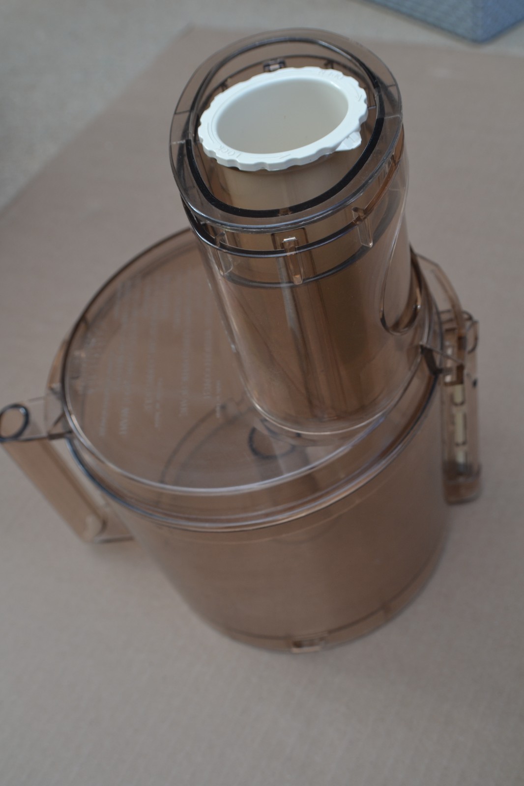 Cuisinart Food Processor DLC-7 Pro. Amber. Work Bowl, Lid, Pushers & Chute. USED