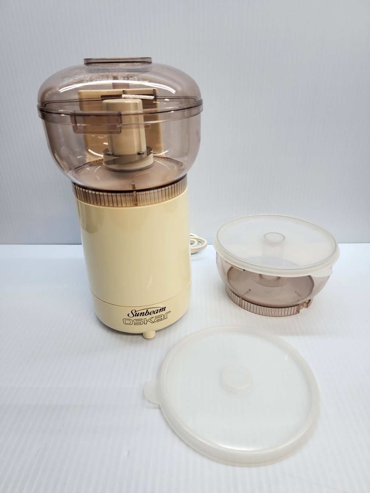 Vtg Sunbeam Oskar 14081 Food Processor Chopper W/ Extra Cup & 2 Lids SEE VIDEO