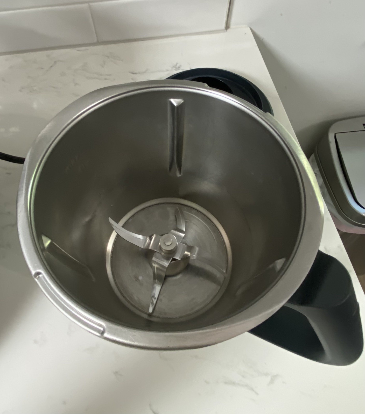 Black Thermomix TM6 Smart Cooking – Excellent Condition w/ extras Accessories