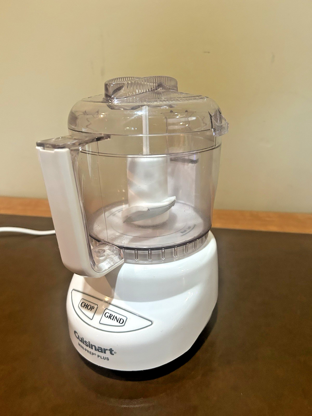 Cuisinart DLC-2A Mini-Prep Plus Food Chopper Processor 3 Cup White Tested Clean