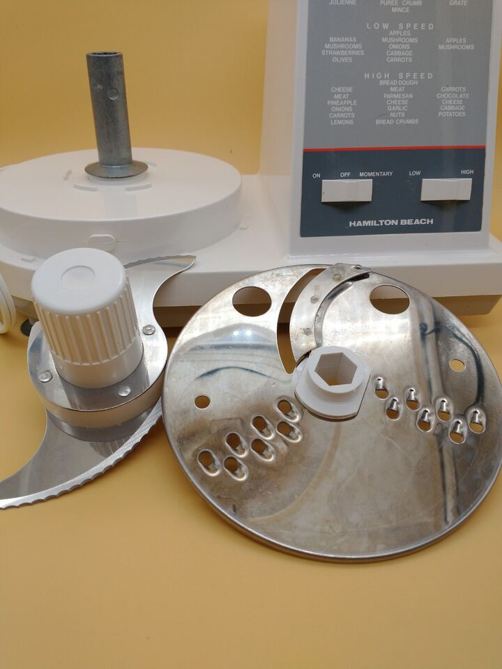 Hamilton Beach Food Processor 702W Dual Speed Slicer Shredder Vintage With Box