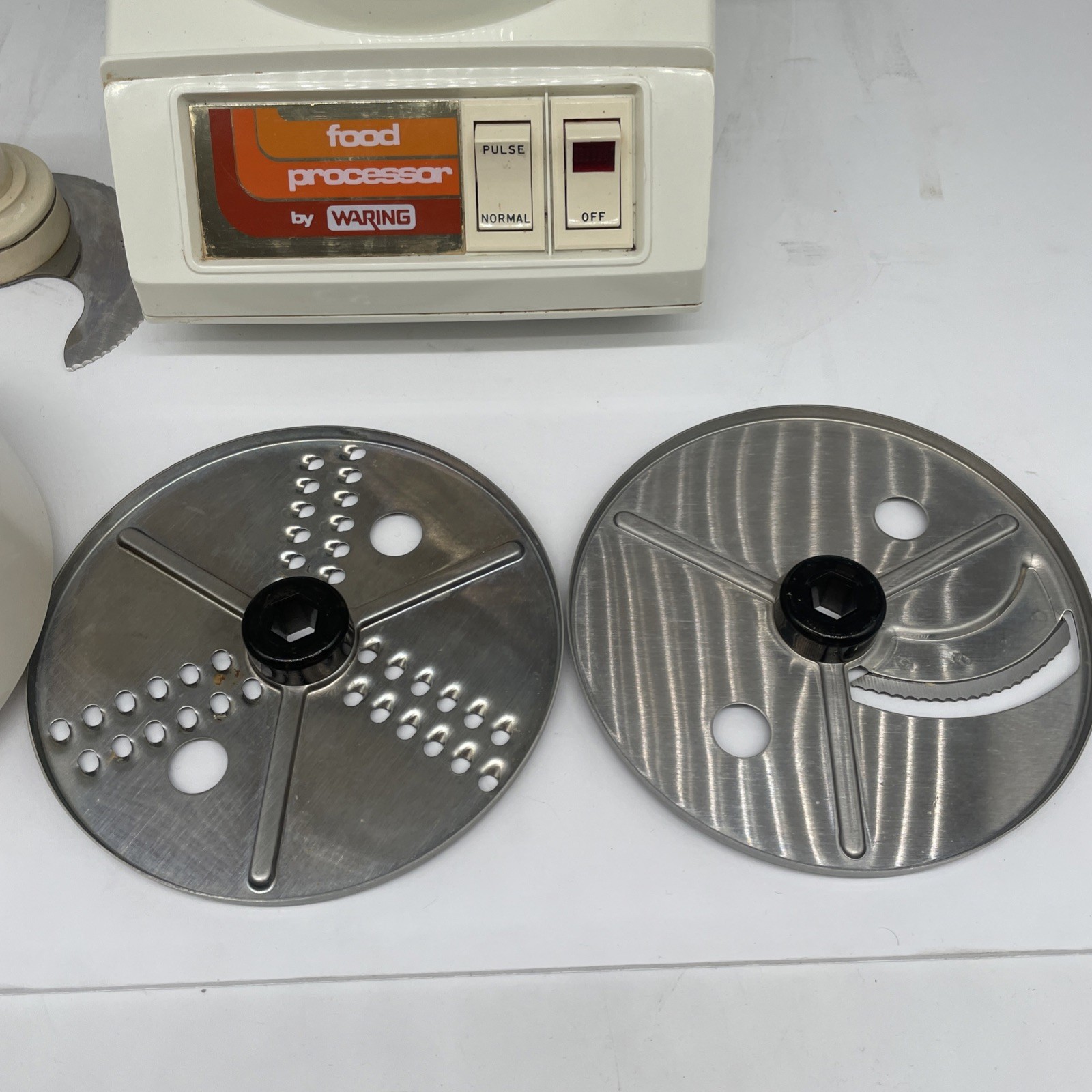 Vintage Food Processor Waring FP510 Blades Lid 806 1970s Retro WORKS CRACK BOWL