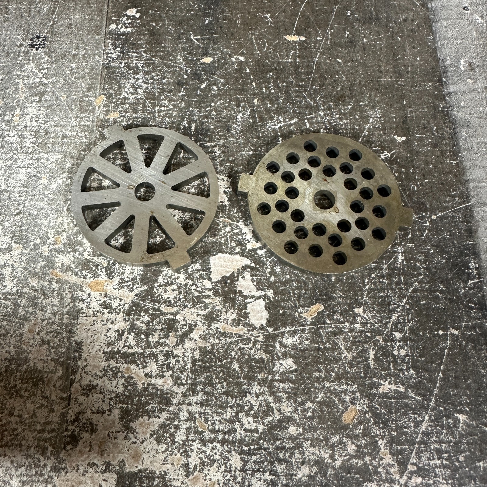 Oster Regency Kitchen Center Replacement PART Meat Grinder Coarse Blade DiscS