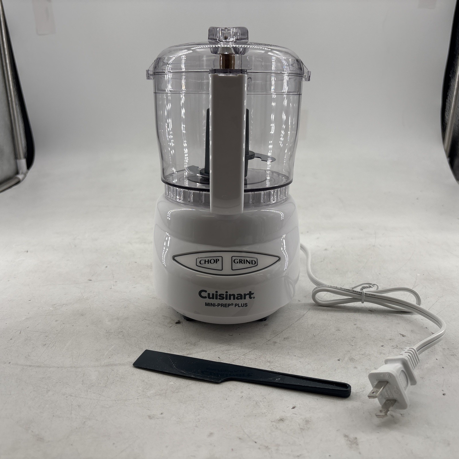 CuisinartMini-Prep 3-Cup 1 -Blades Mini food chopper (White) DLC-2A (A562)