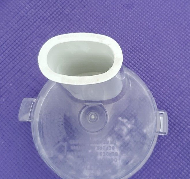 Hamilton Beach Food Processor Original 702R Bowl Lid Chute & Pusher Part ONLY