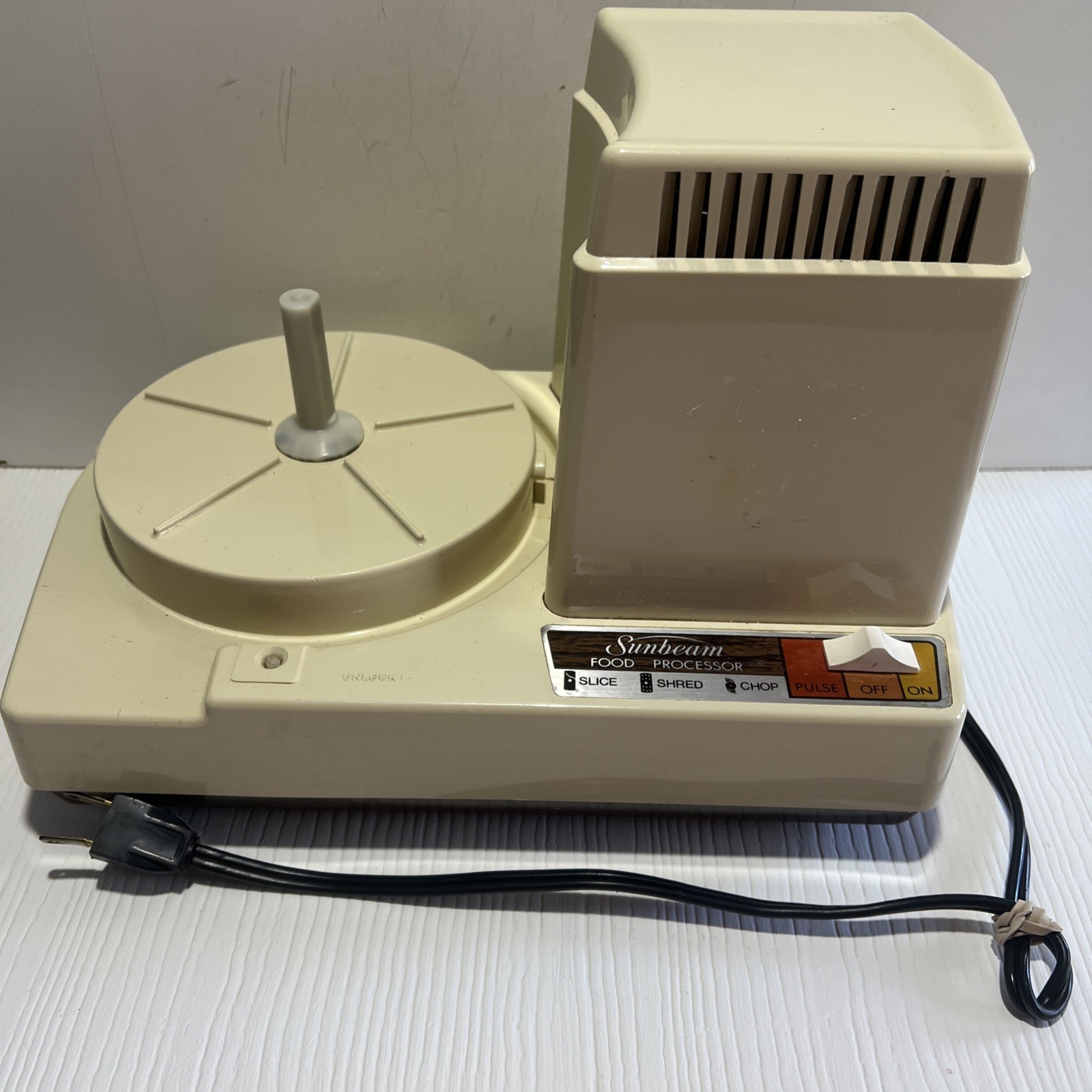 Sunbeam 14-56 14056 Vintage High Capacity Food Processor︱ Almond︱BASE ONLY︱WORKS