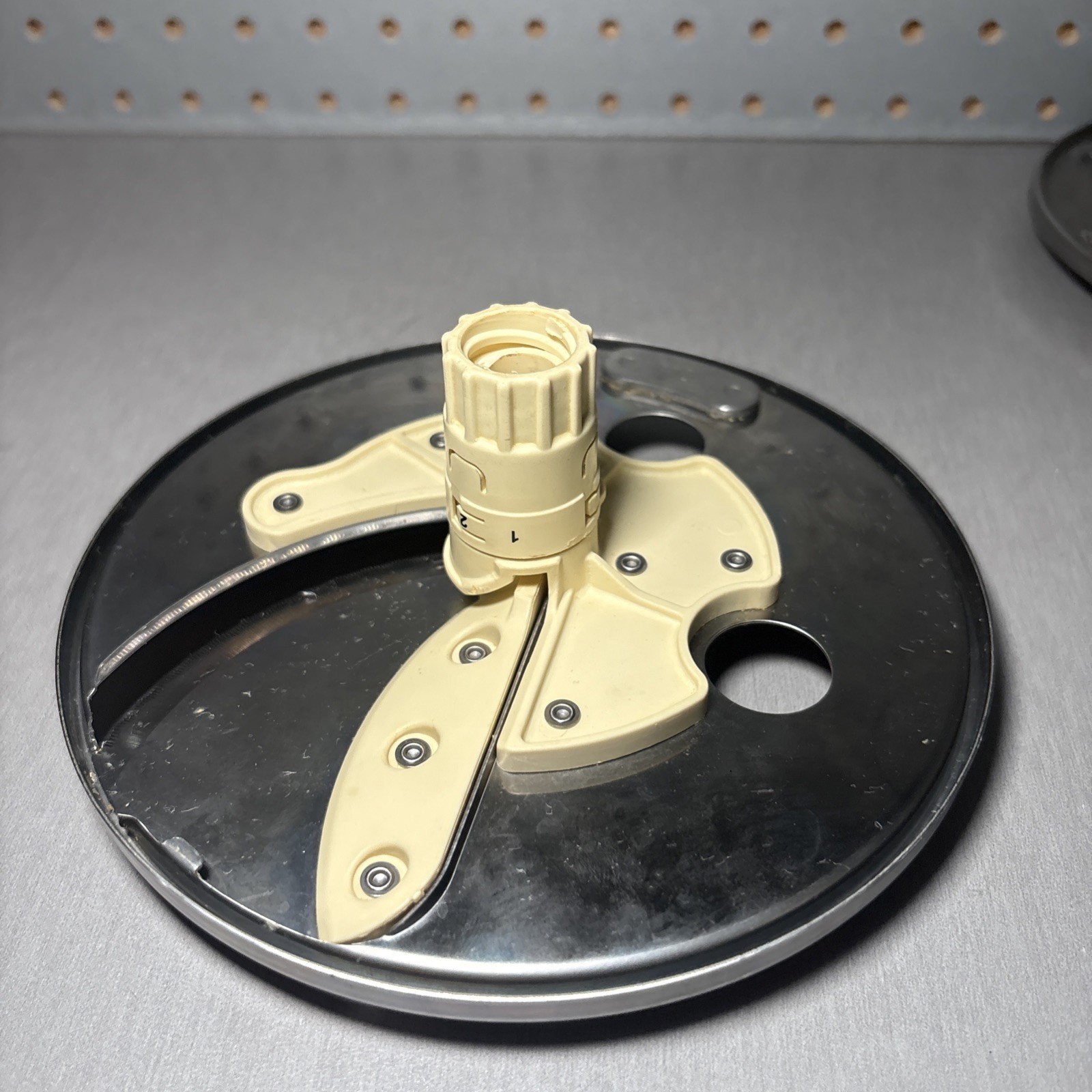 Cuisinart FP-12DC Food Processor Shred Disc & Slicing Disc FP-12RSD & FP-12ASD