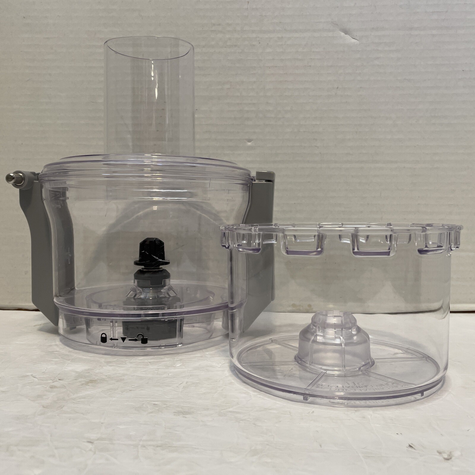 Pre-Owned/Barely Used*Veggie Bullet Spiralizer Base, Basket and Lid