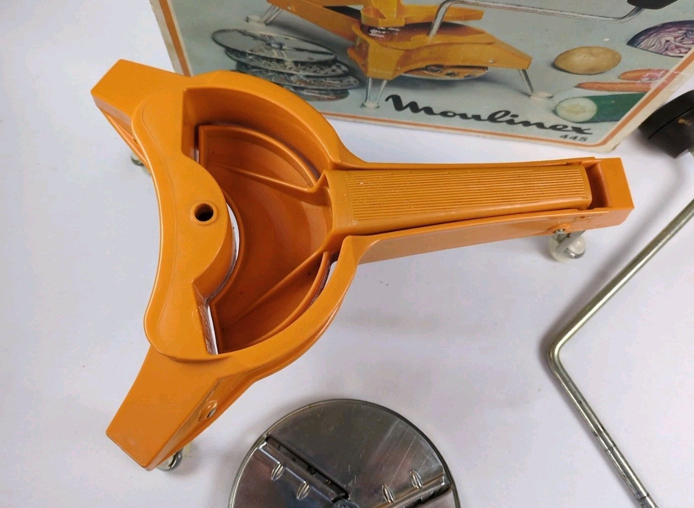 Vintage 1970s Moulinex Mouli Julienne #445 Rotary Food Processor – INCOMPLETE