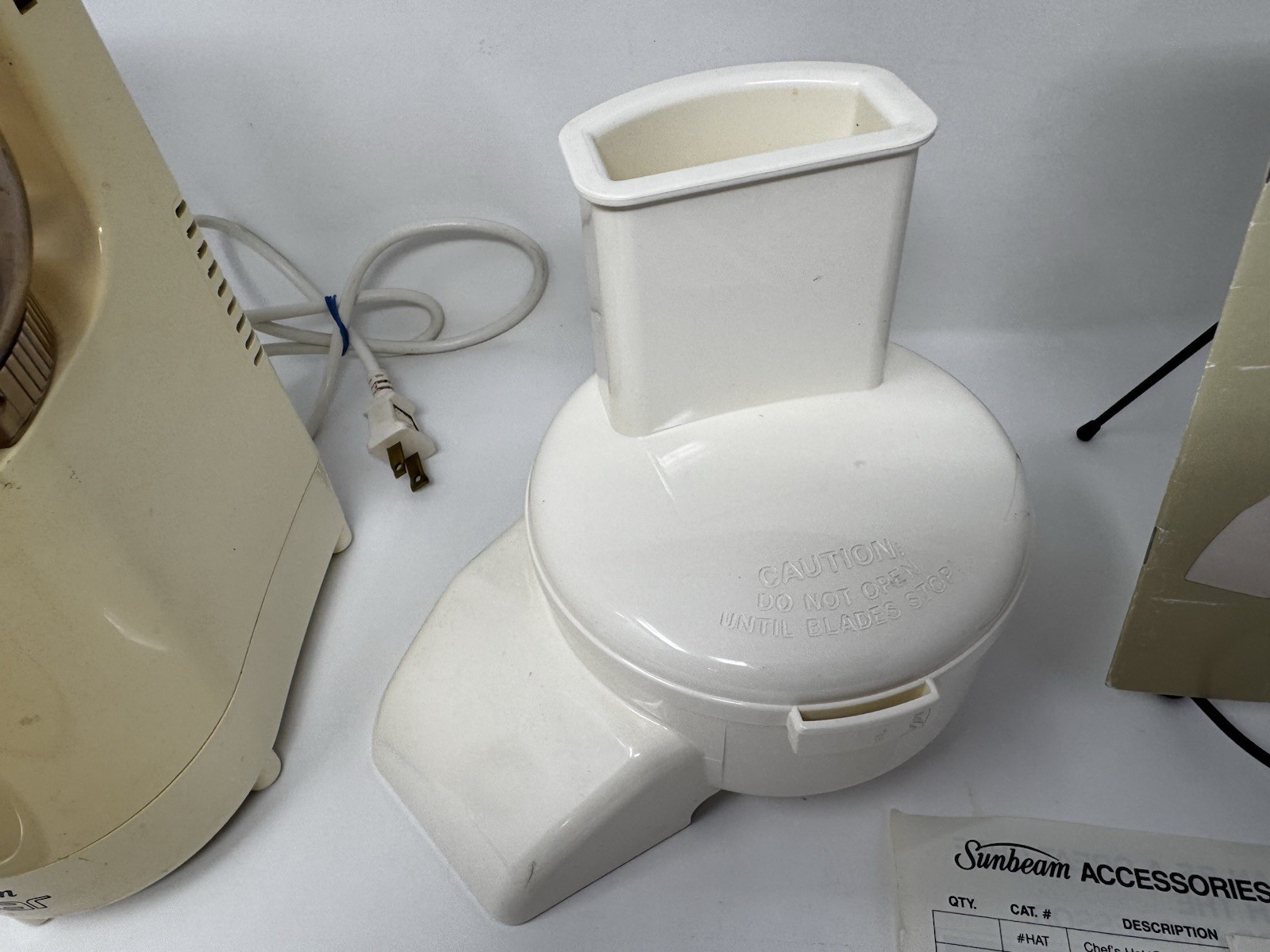 Sunbeam Oskar 14081 Food Processor Complete w/ Manual & Attachments (See Video)