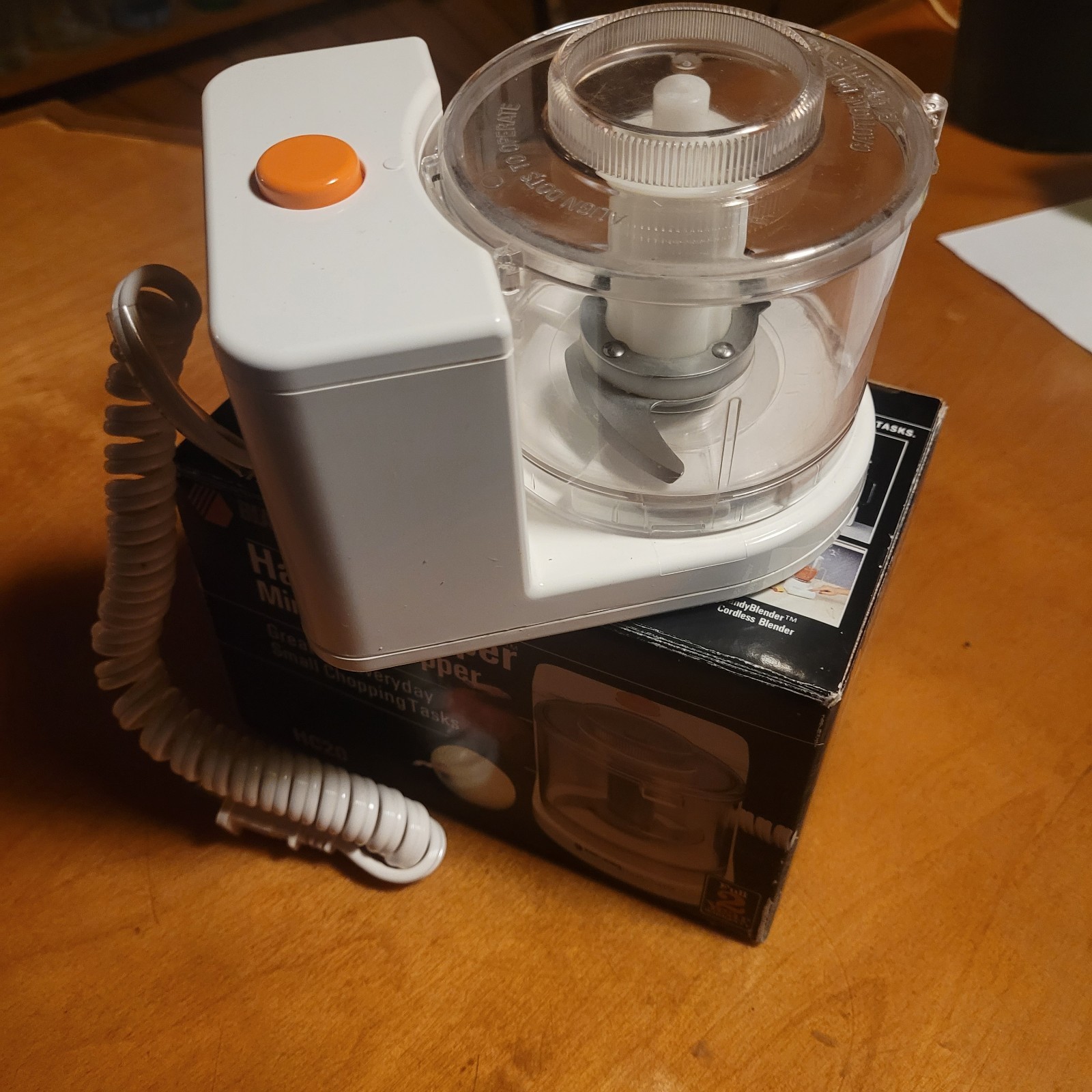 Black & Decker HC20 Handy Chopper Mini Food Processor Mincer / Chopper Classic