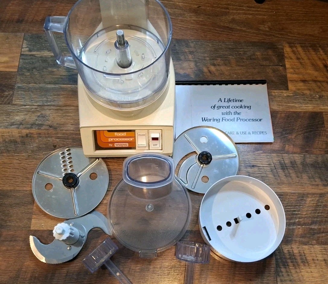 Vintage Waring 11FP29 Food Processor – Complete Set w/ Manual – Tested & Working