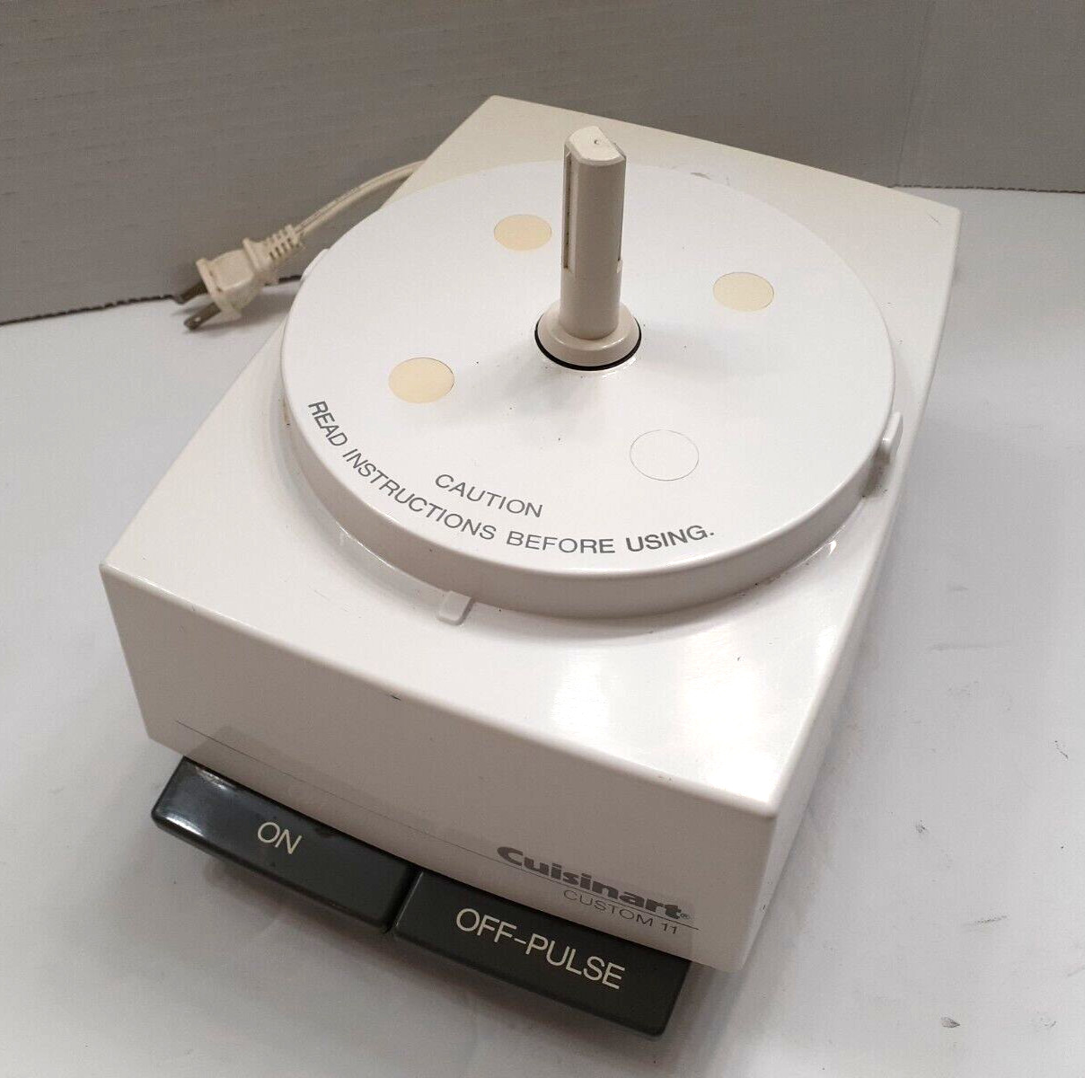 Cuisinart Custom 11 Food Processor Motor Base Only DLC-8M Works Made in Japan