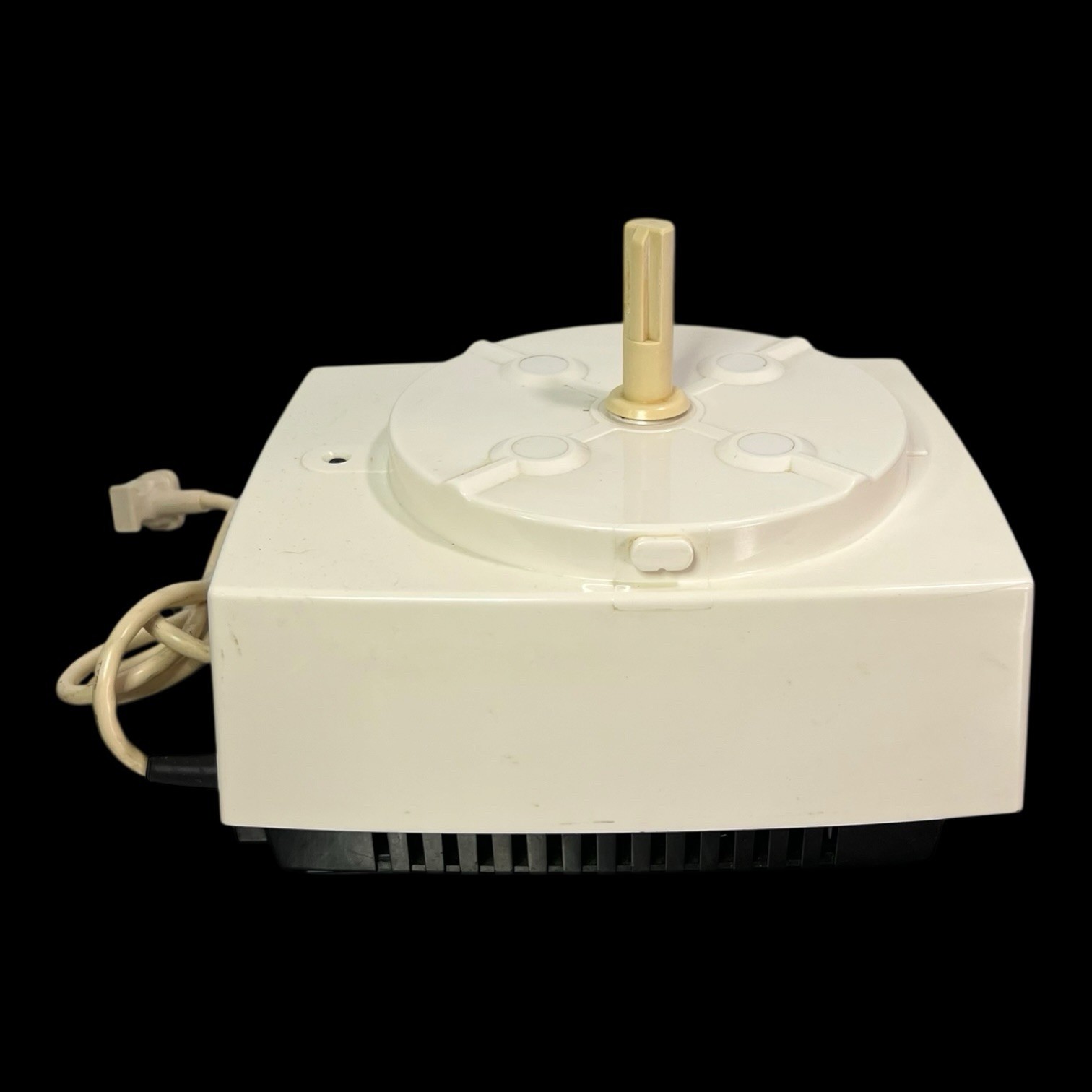 Cuisinart DLC-8 Plus Food Processor BASE MOTOR ONLY, Tested. Made In Japan