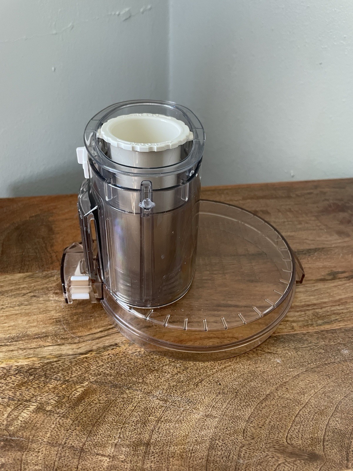 Cuisinart DLC-10 Food Processor Lid Chute and Pusher Ships Free