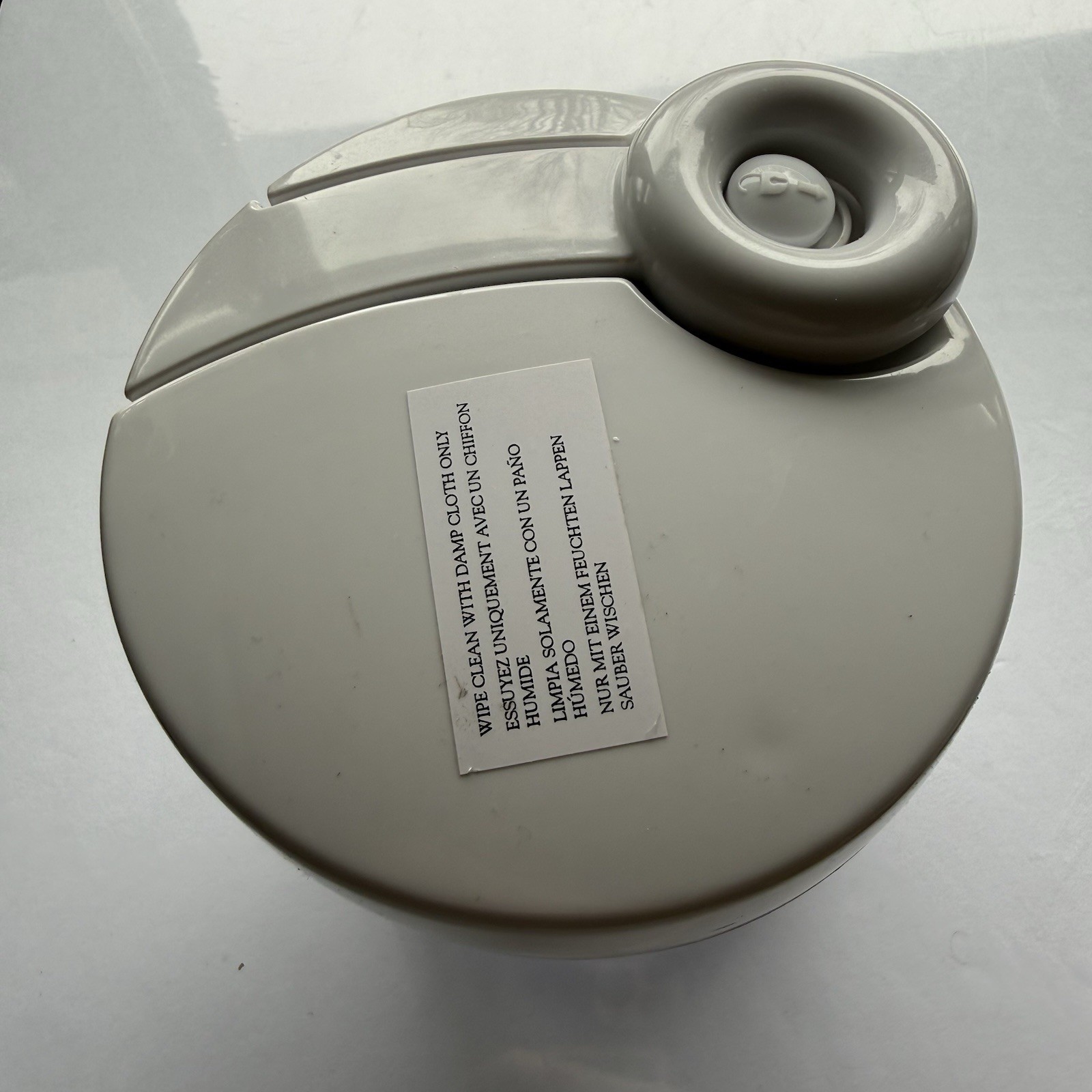 Pampered Chef Manual Food Processor #2581 3 Cup Capacity 5”w x 5”h Preowned