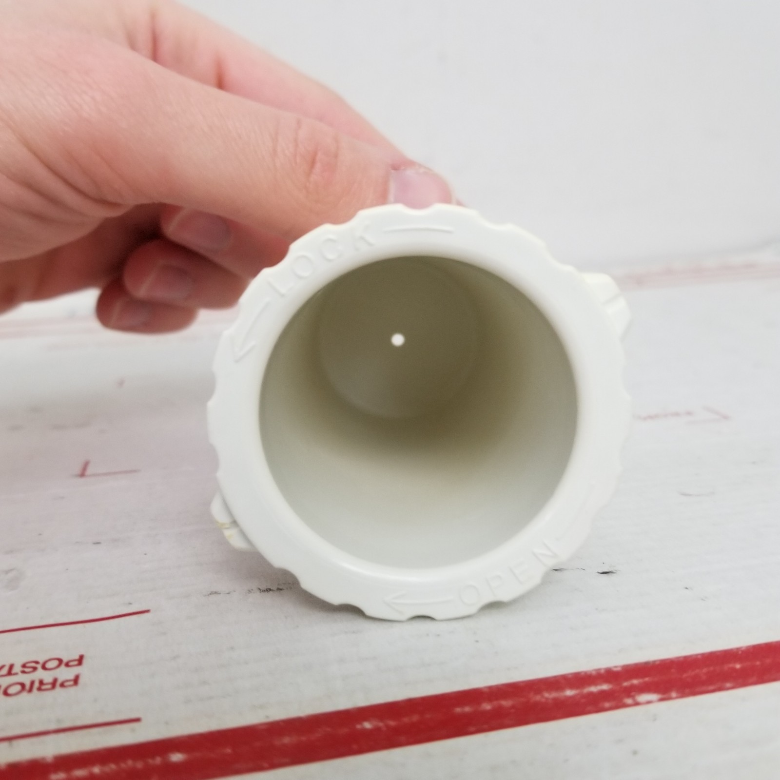 Cuisinart DLC-10C Food Processor Pusher Repalcement Part White Original
