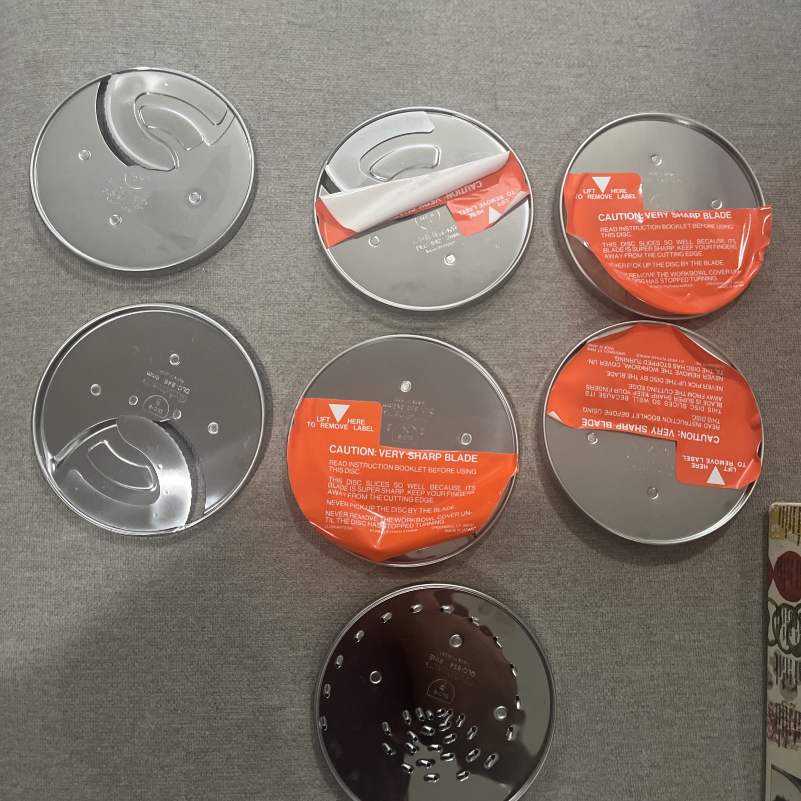 Cuisinart DLC-8 / DLC-10 Disc Set Food Processor. Incomplete blades (7 out of 8)