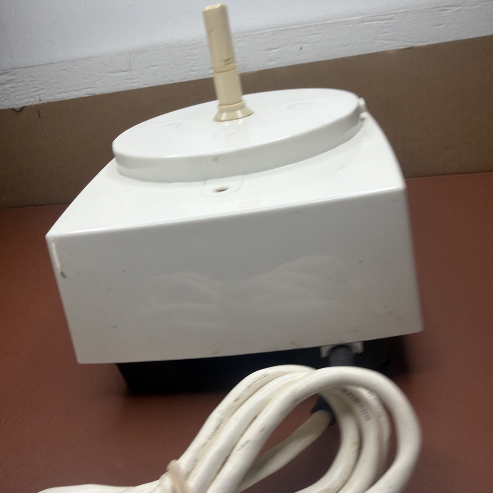 Cuisinart DLC-7 Super Pro Food Processor Replacement Motor Base Only – Tested
