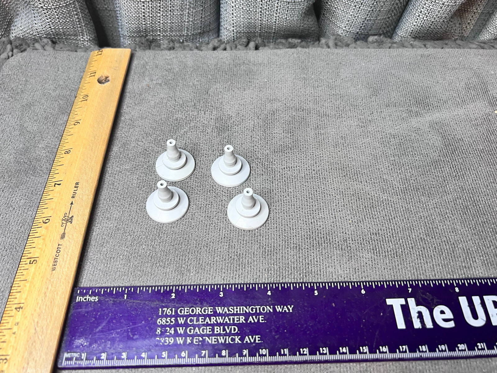 Black Decker Food Processor Replacement Suction Cup Feet Lot of 4 FP1600B Gray