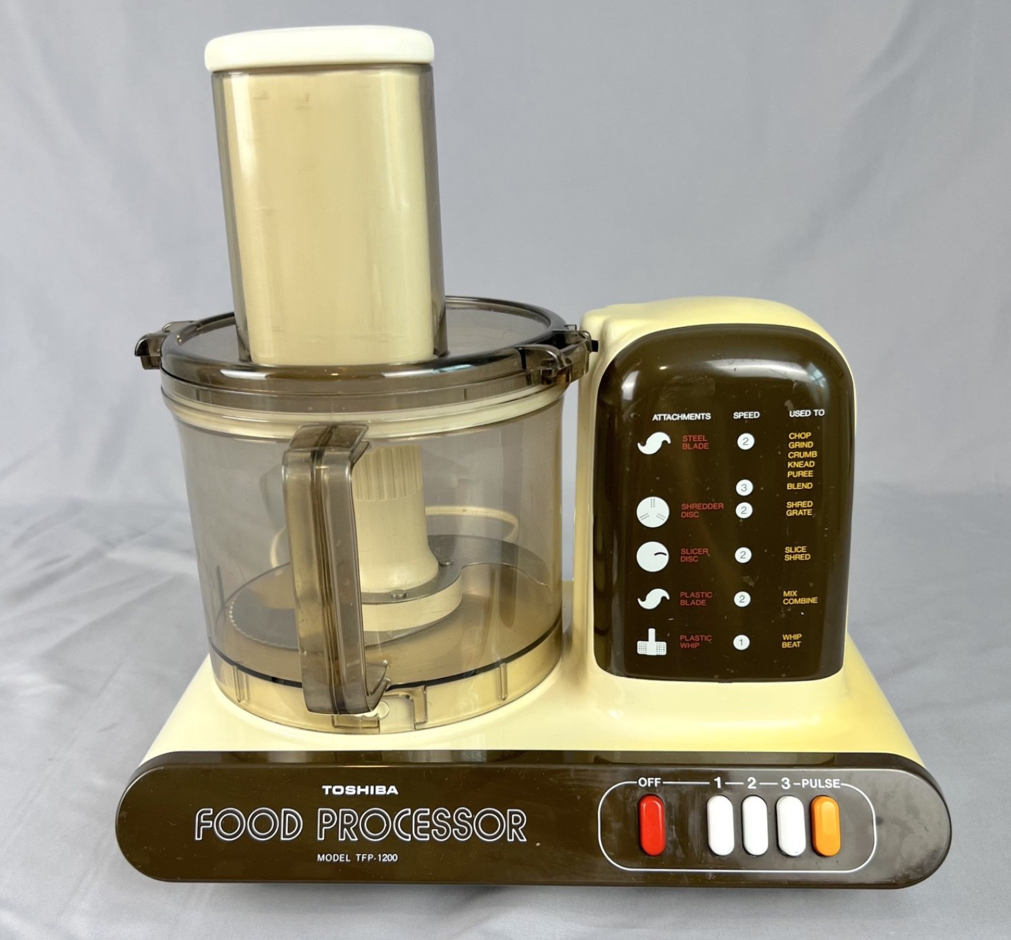 Toshiba Food Processor TFP‑1200 Japan Vintage Tested Works S Blade & Pusher