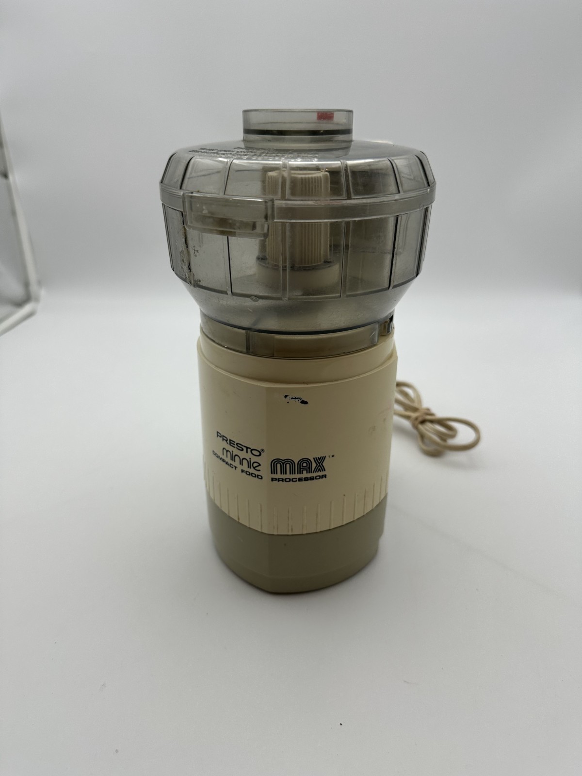 VTG Presto Minnie Max Compact Food Processor 0290001 Working