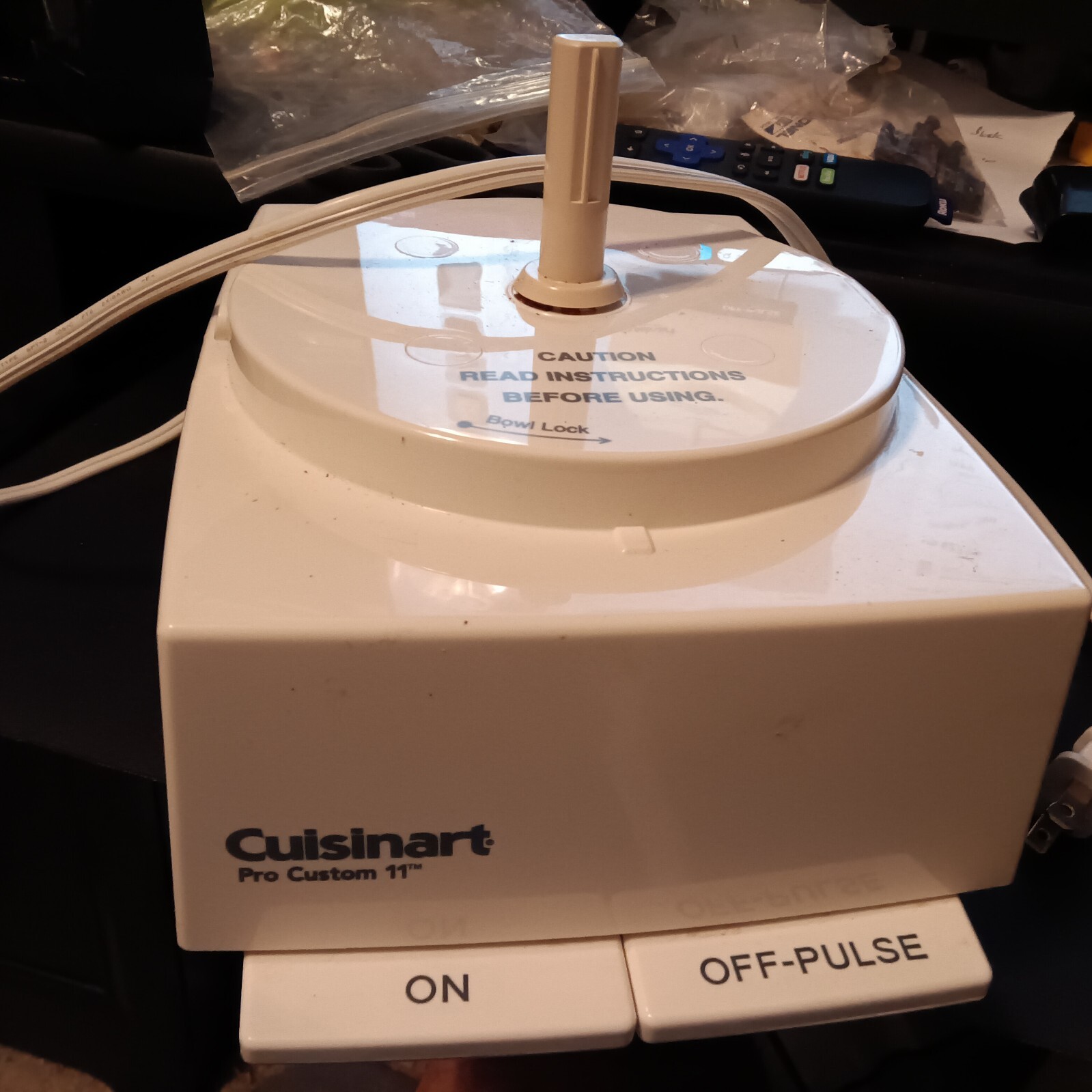 Cuisinart Pro Custom 11 Food Processor Motor Base only DLC-8S TX WORKS-BEIGE