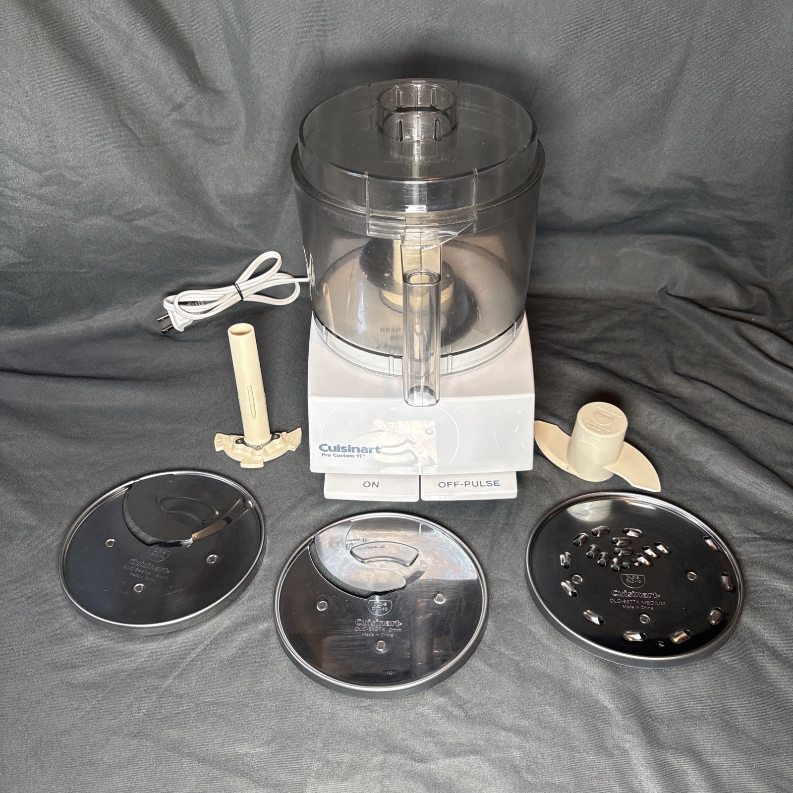 Cuisinart Pro Custom 11 Food Processor DLC-8S White Lot w/ Accessories – Works