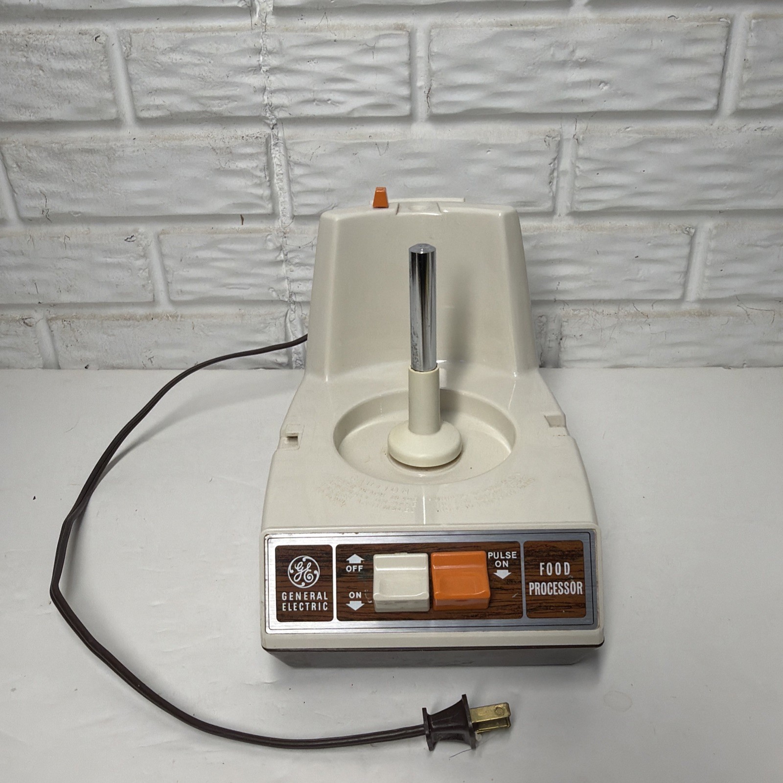 Vintage General Electric Food Processor D1FP1B 420A Replacement Motor Base
