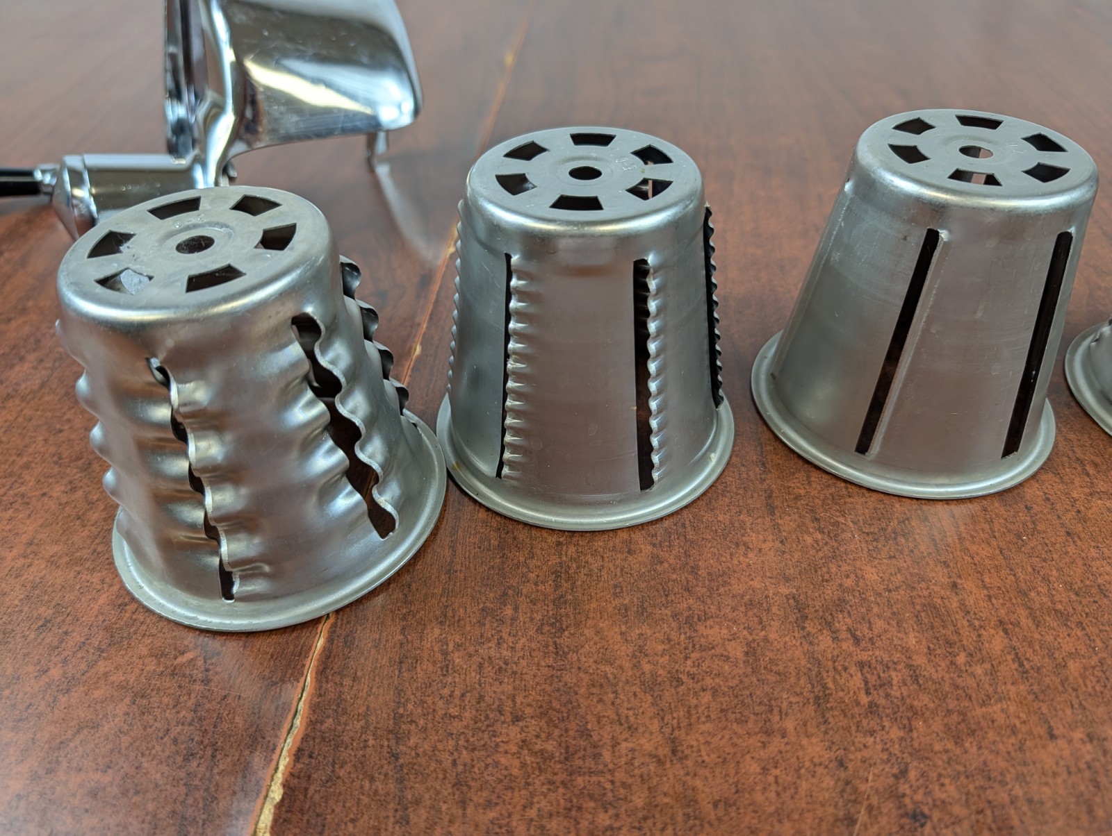 Saladmaster Manual Food Processor Hand Crank 5 Cones Slicers Shredders No Base