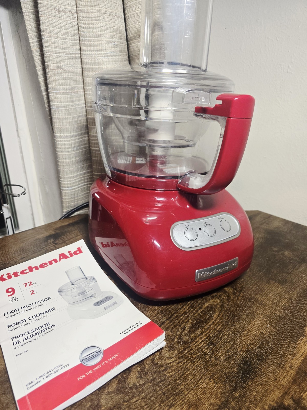 Kitched Aid Food Processor Model KFP74QER1 Red Color 2 Blades 72 Oz / 2 Litros.