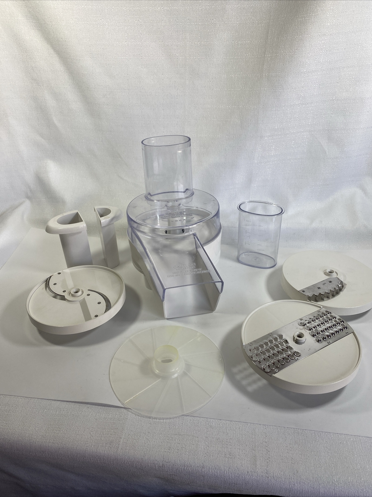 Oster 957-18F Kitchen Center Food Processor Slicer Salad Shooter Accessories