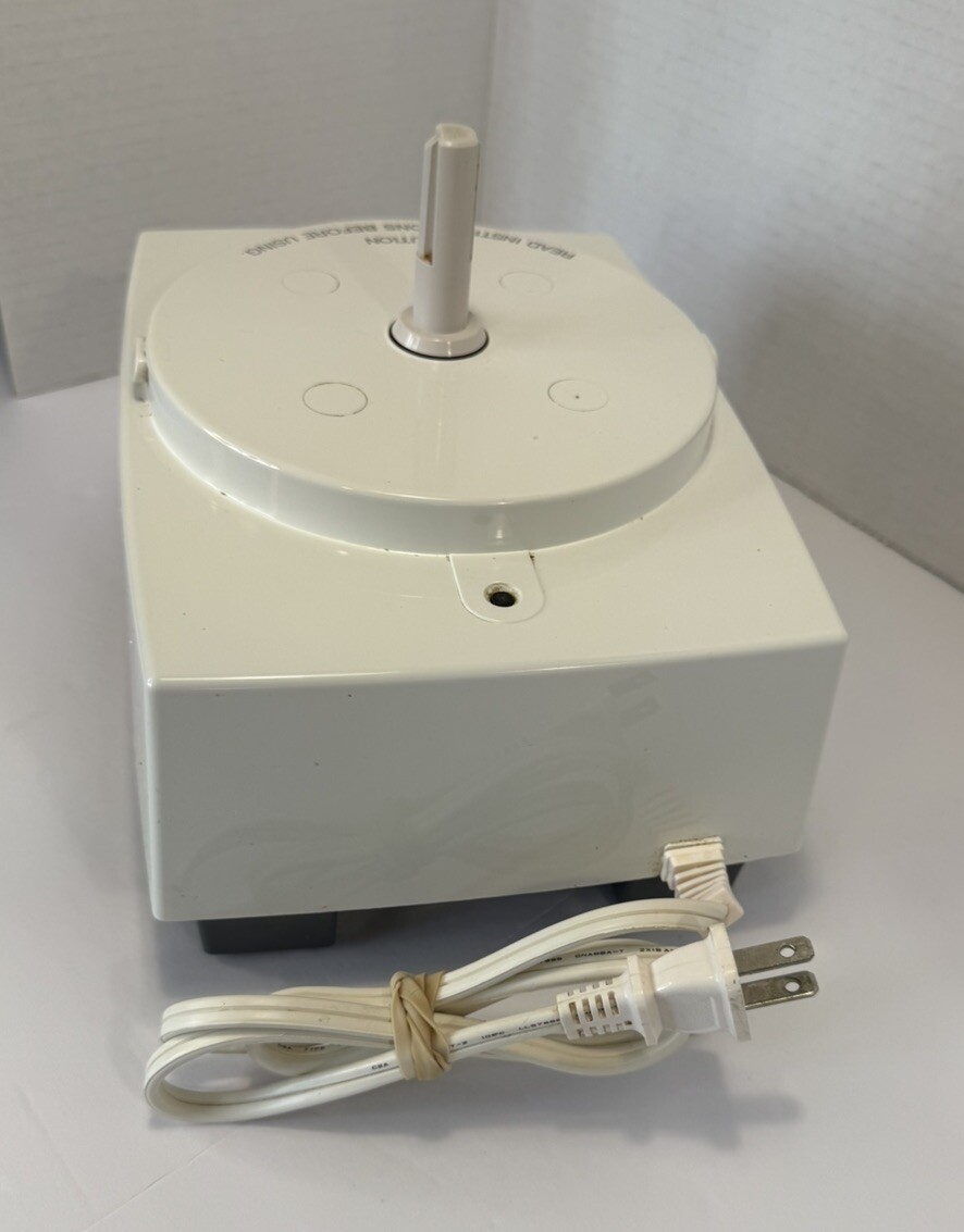 Cuisinart Custom 11 Food Processor Motor Base Only DLC-8M Tested Made In Japan
