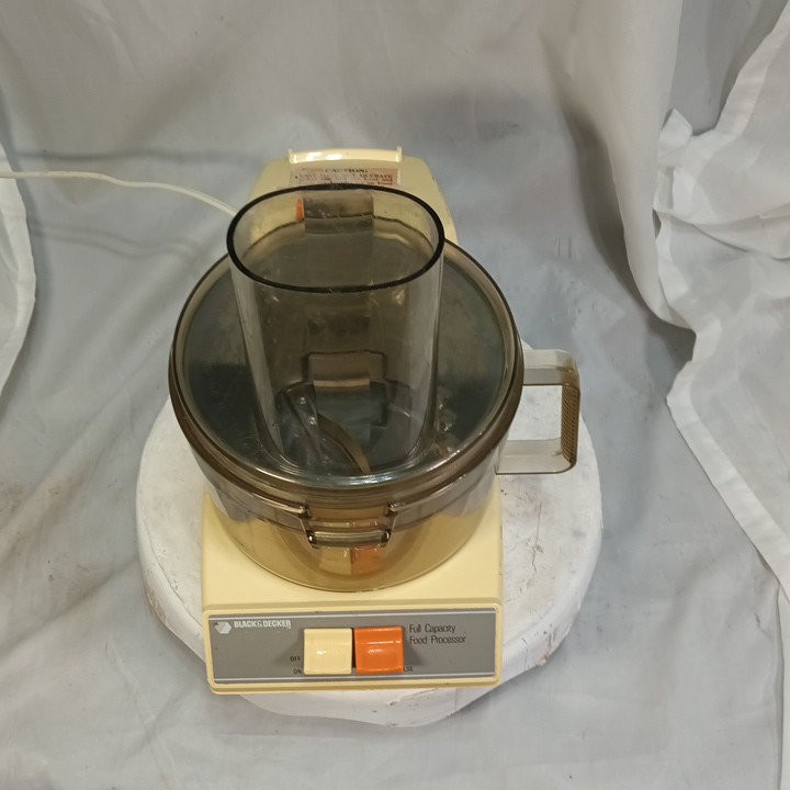 Black & Decker D1FP1D Food Processor Full Capacity Multi-Speed Vintage Tested